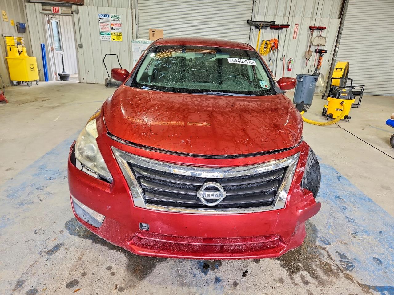 2013 Nissan Altima 2.5 Red vin: 1N4AL3APXDC117121