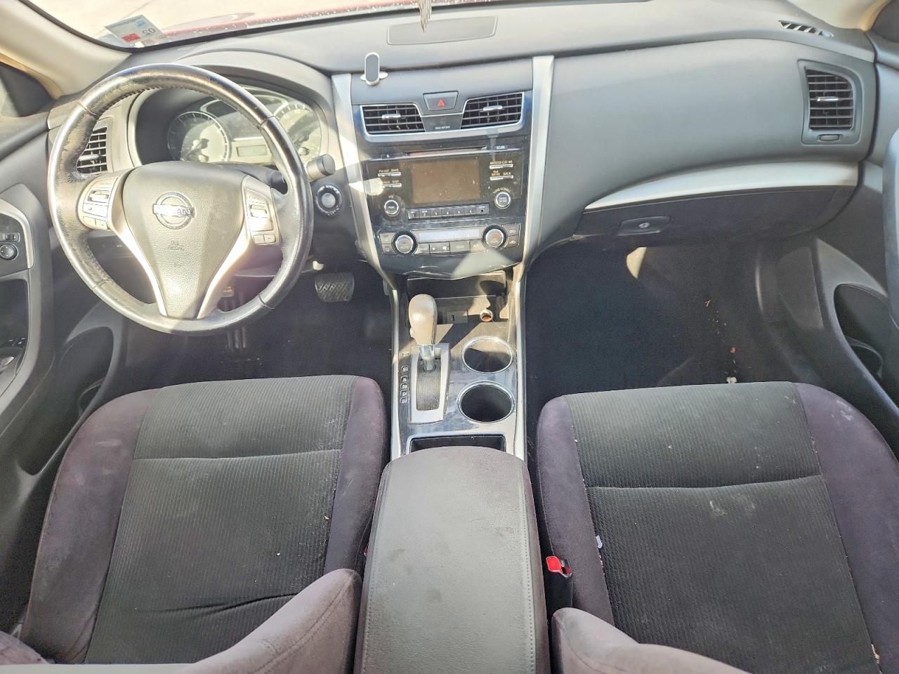 2013 Nissan Altima 2.5 Red vin: 1N4AL3APXDC117121