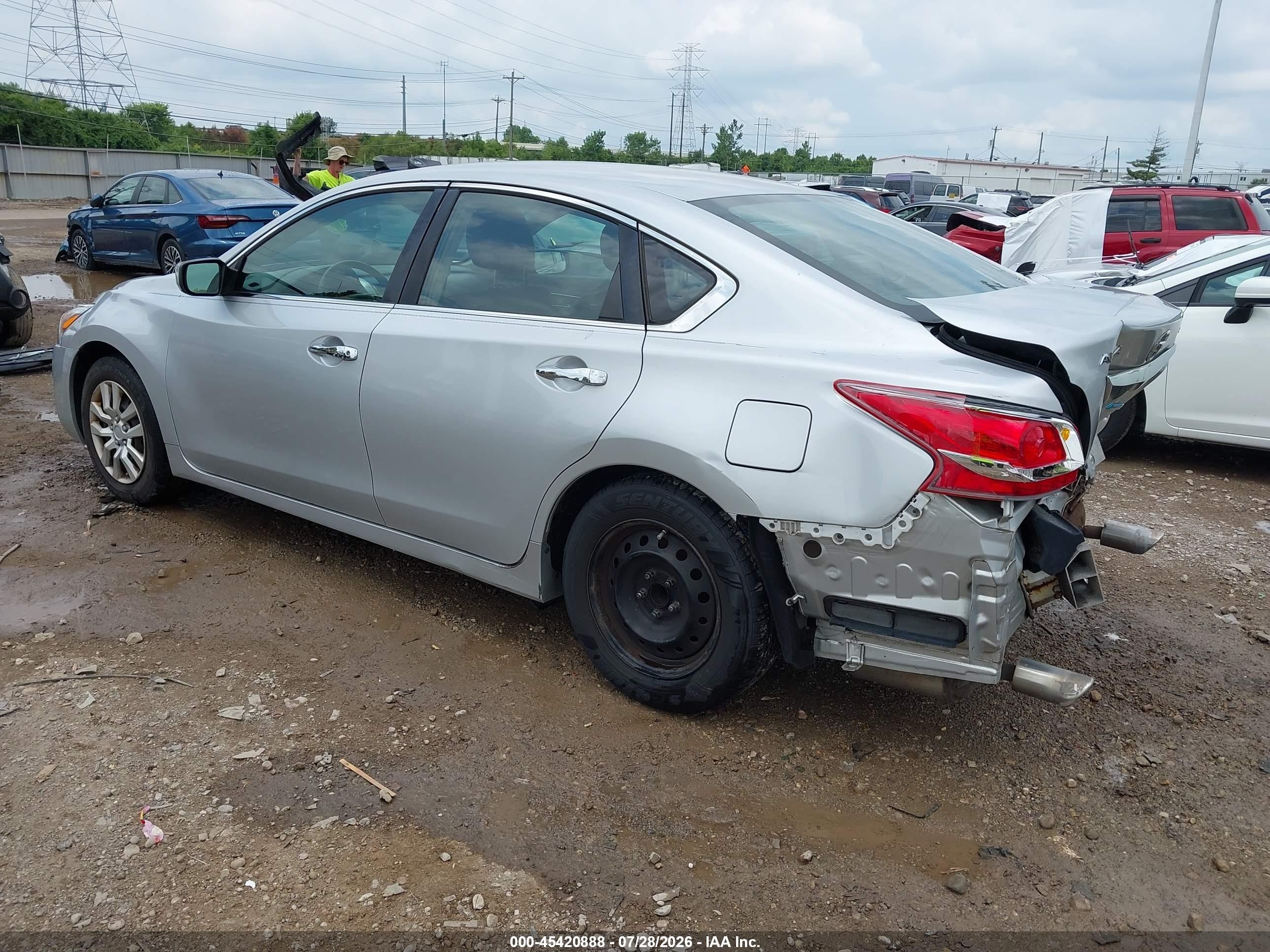2013 Nissan Altima 2.5 S Silver vin: 1N4AL3APXDC150393
