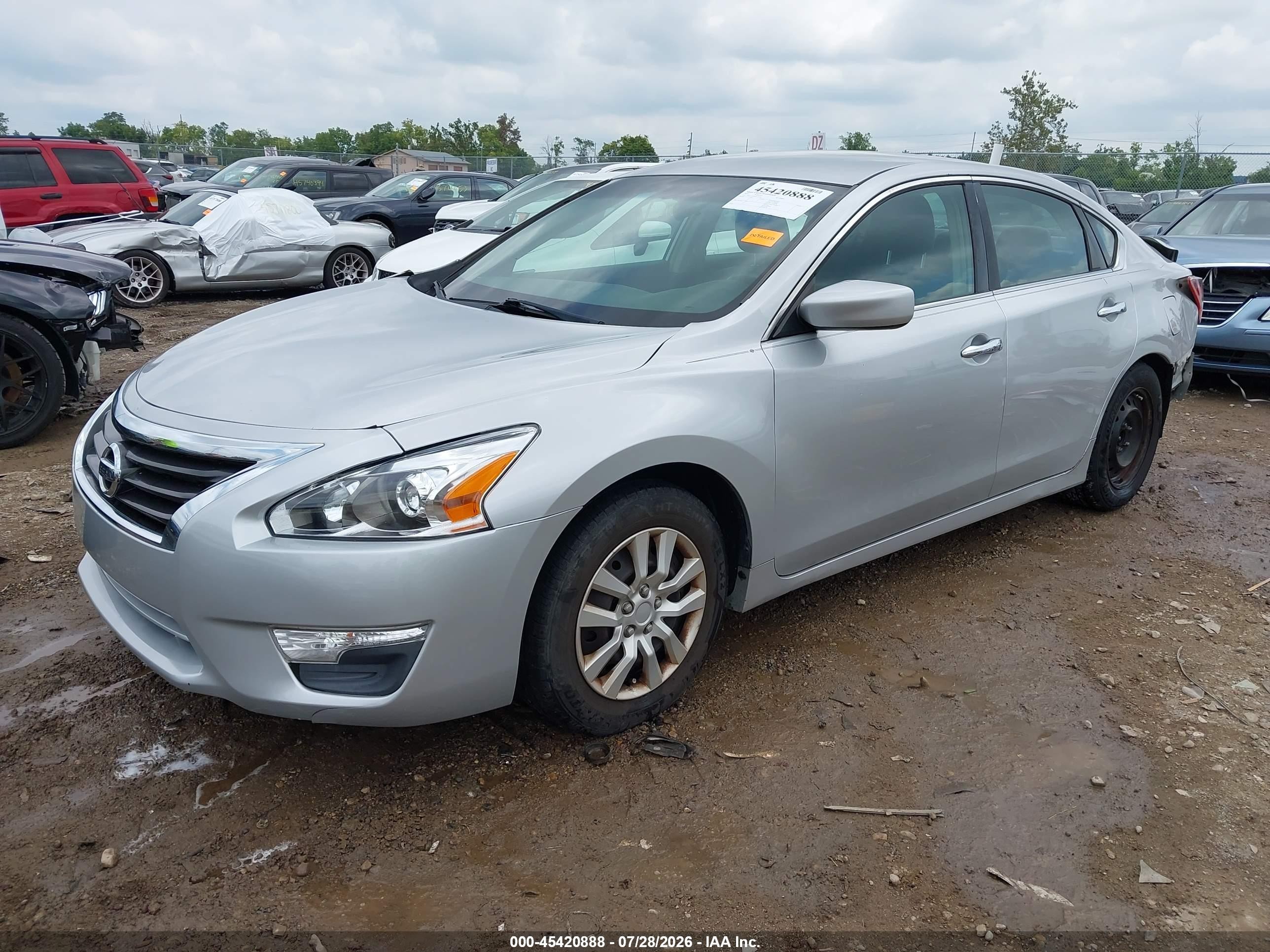 2013 Nissan Altima 2.5 S Silver vin: 1N4AL3APXDC150393