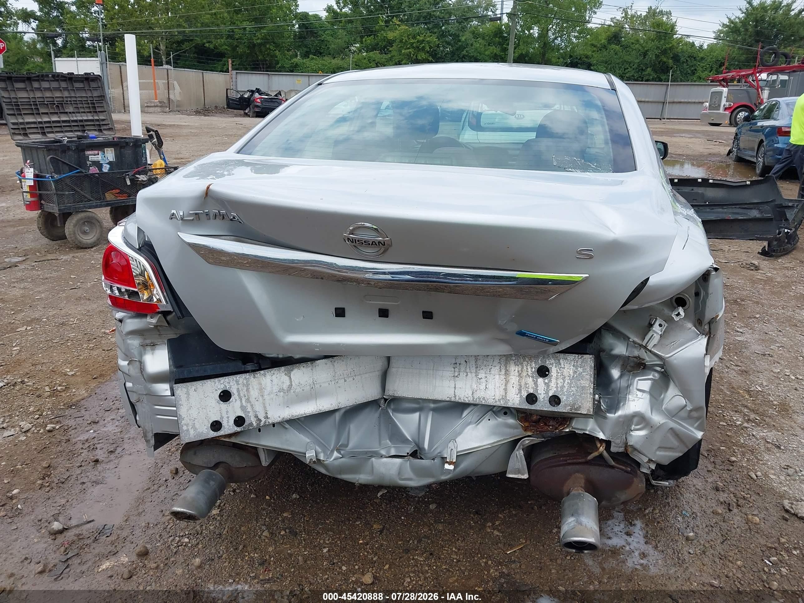 2013 Nissan Altima 2.5 S Silver vin: 1N4AL3APXDC150393