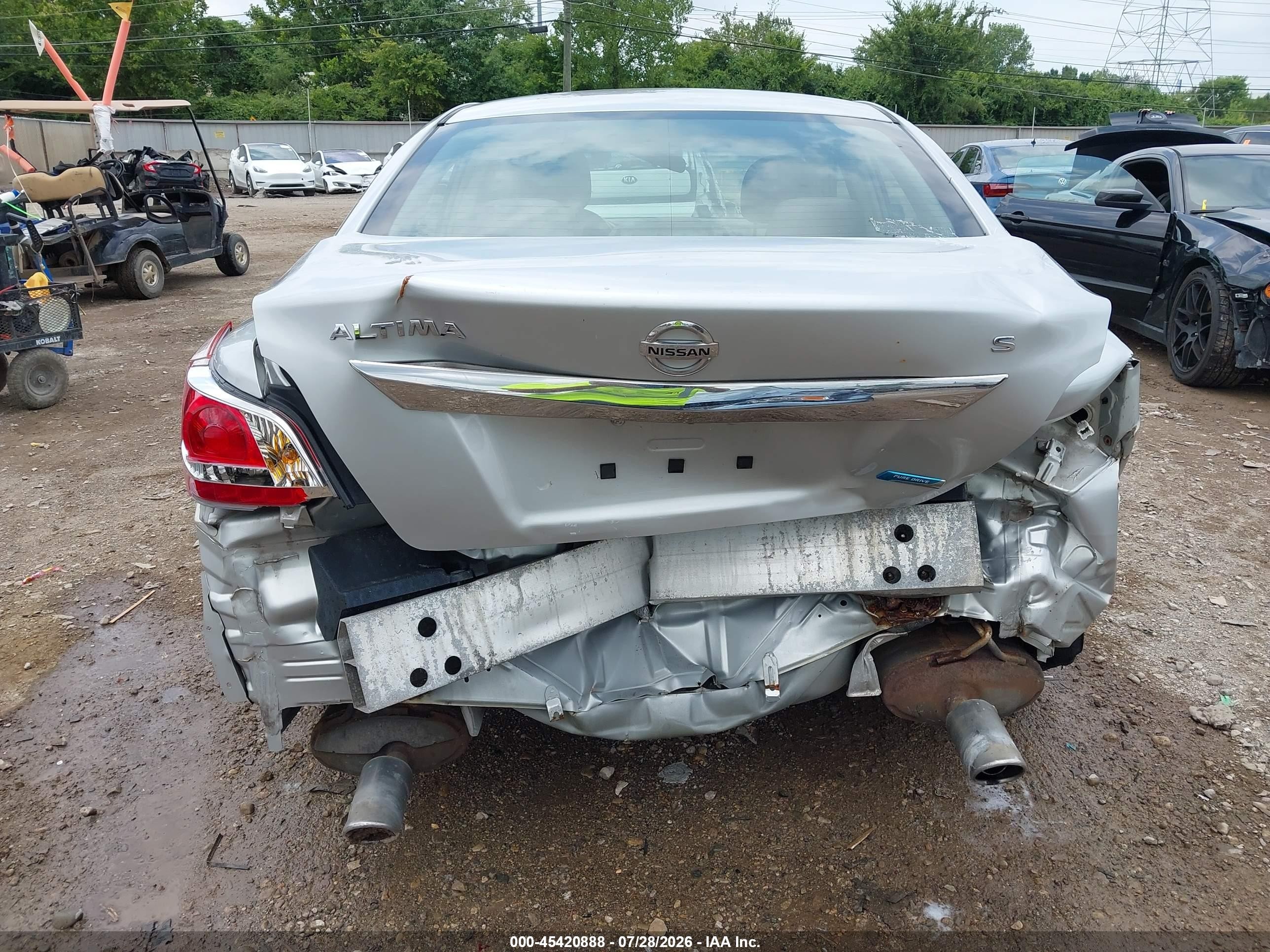 2013 Nissan Altima 2.5 S Silver vin: 1N4AL3APXDC150393