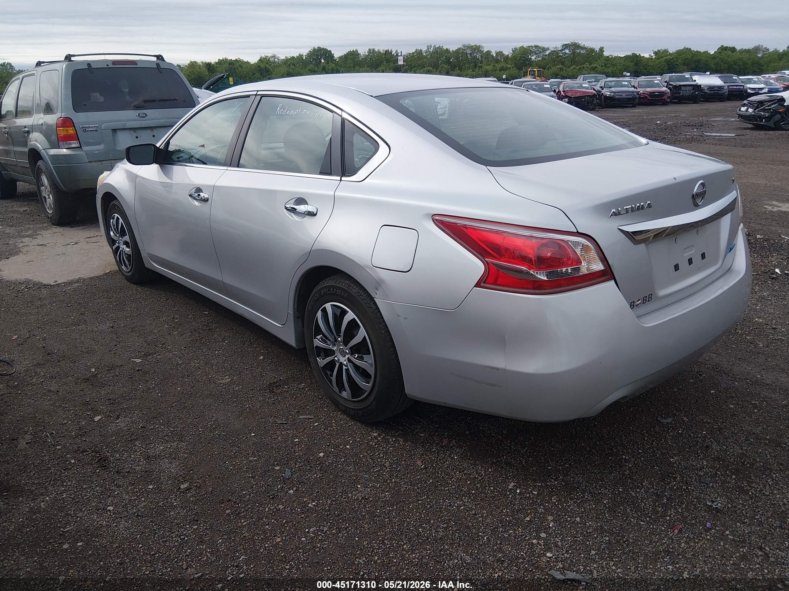 2013 Nissan Altima 2.5 S Silver vin: 1N4AL3APXDC151804