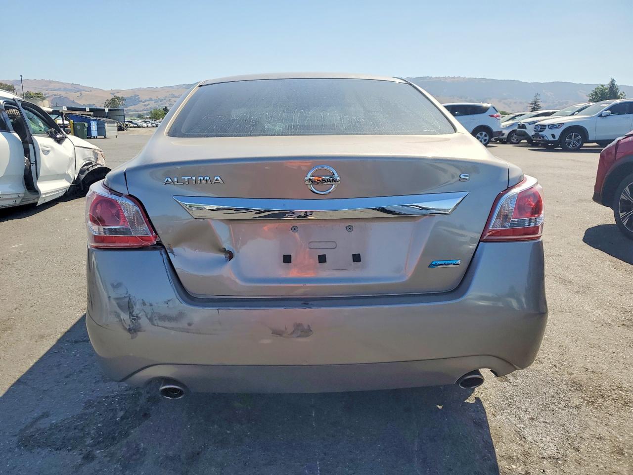 2013 Nissan Altima 2.5 Beige vin: 1N4AL3APXDC163077