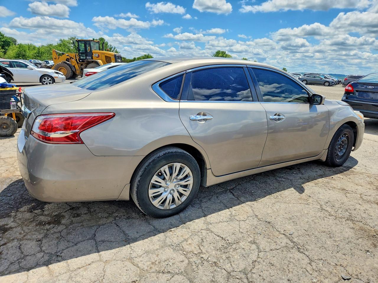2013 Nissan Altima 2.5 Beige vin: 1N4AL3APXDC172071