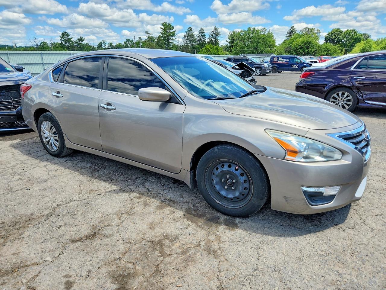 2013 Nissan Altima 2.5 Beige vin: 1N4AL3APXDC172071
