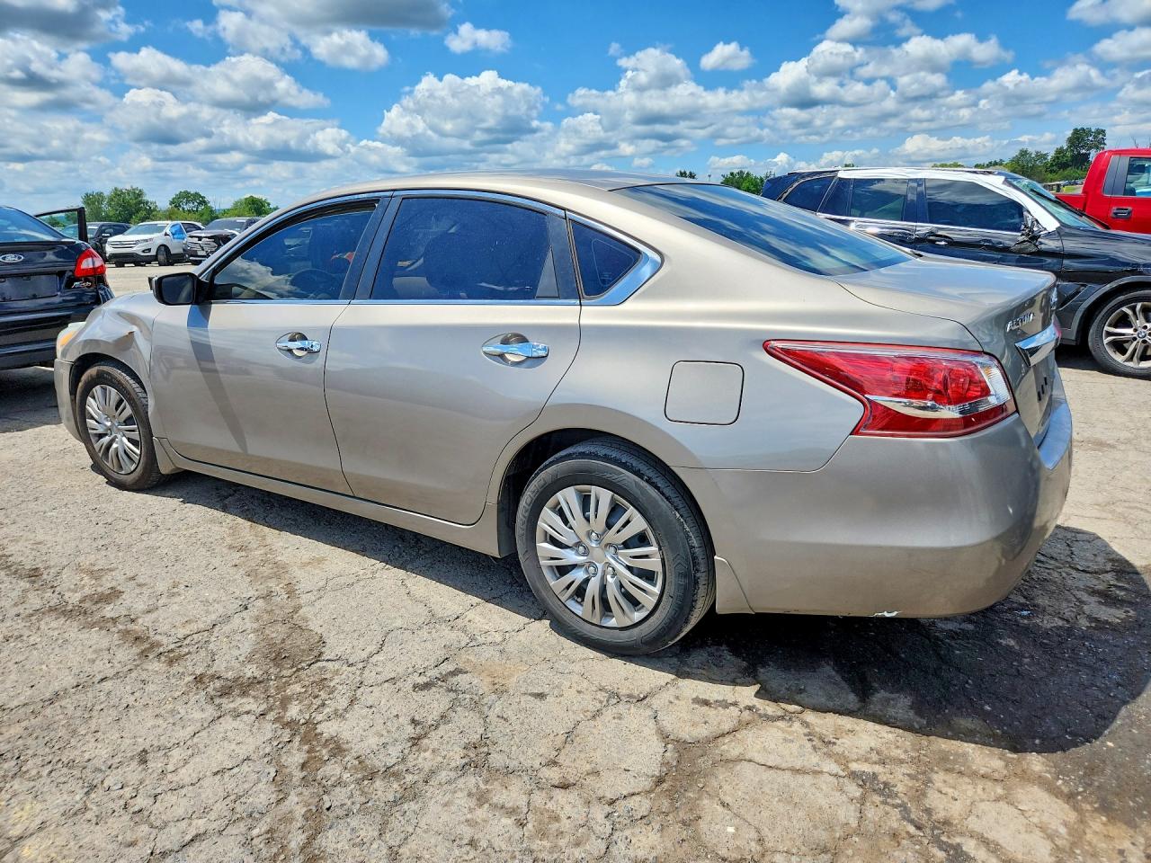 2013 Nissan Altima 2.5 Beige vin: 1N4AL3APXDC172071