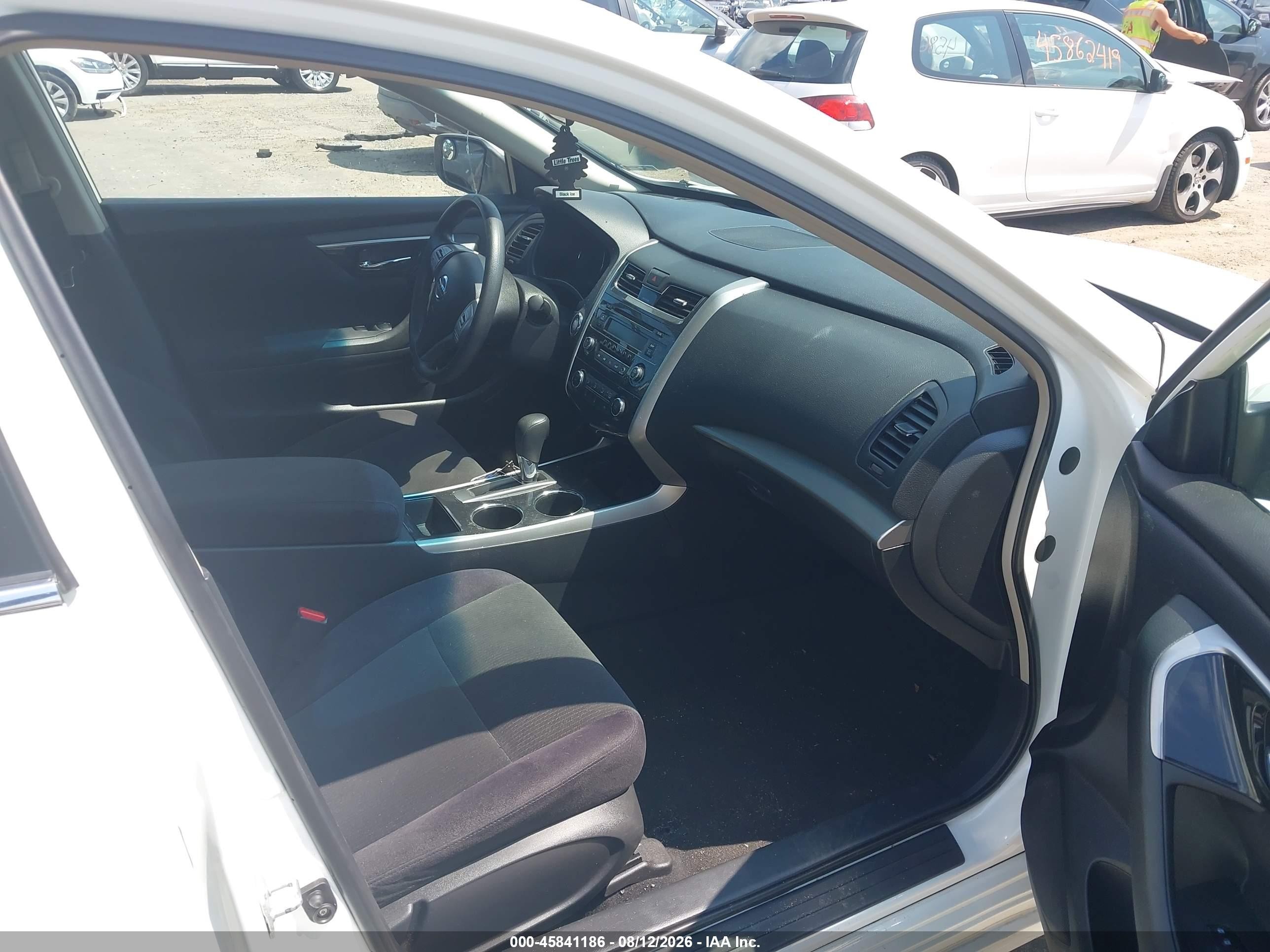 2013 Nissan Altima 2.5 S White vin: 1N4AL3APXDC187878