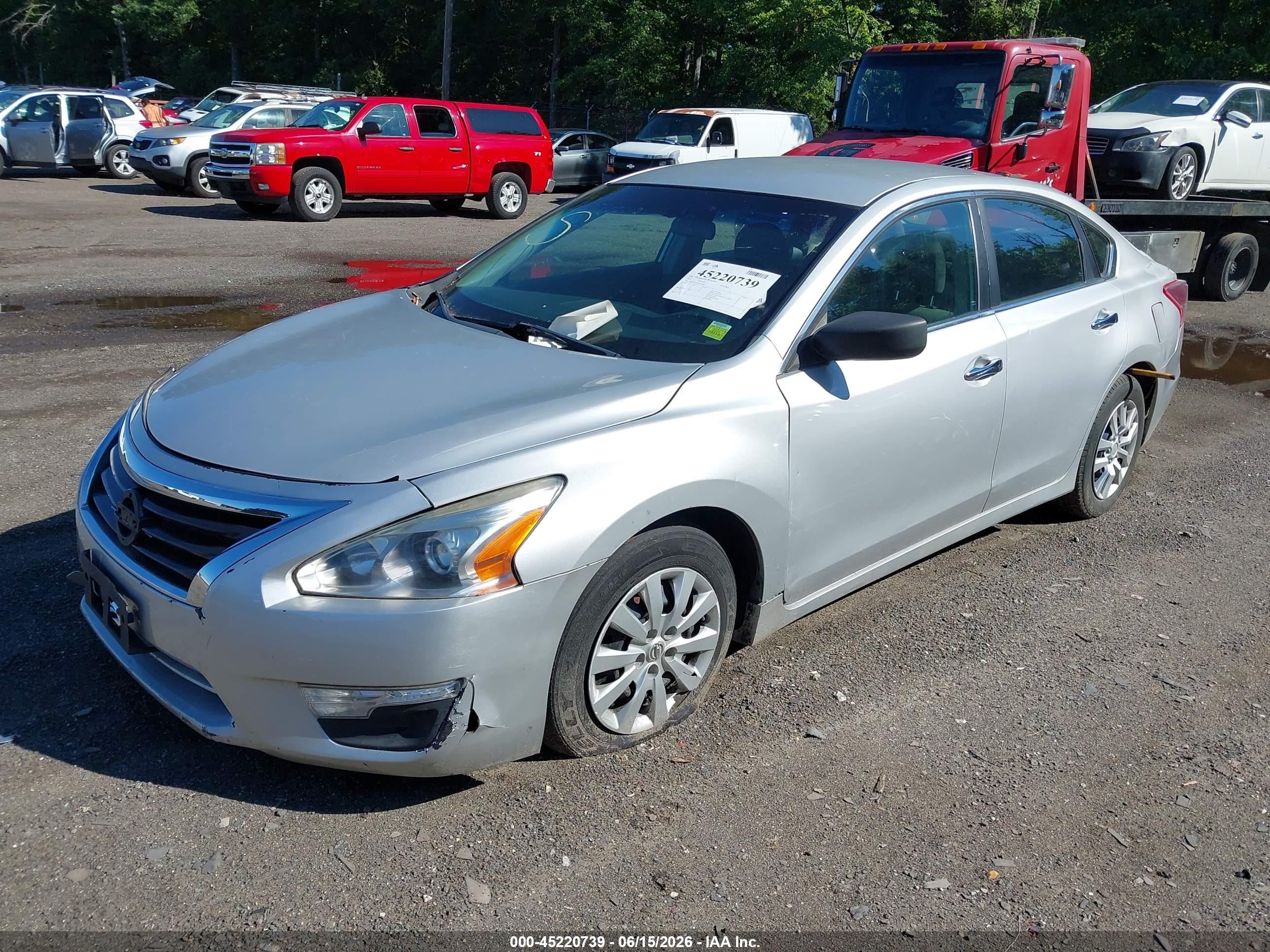 2013 Nissan Altima 2.5 S Silver vin: 1N4AL3APXDC204095
