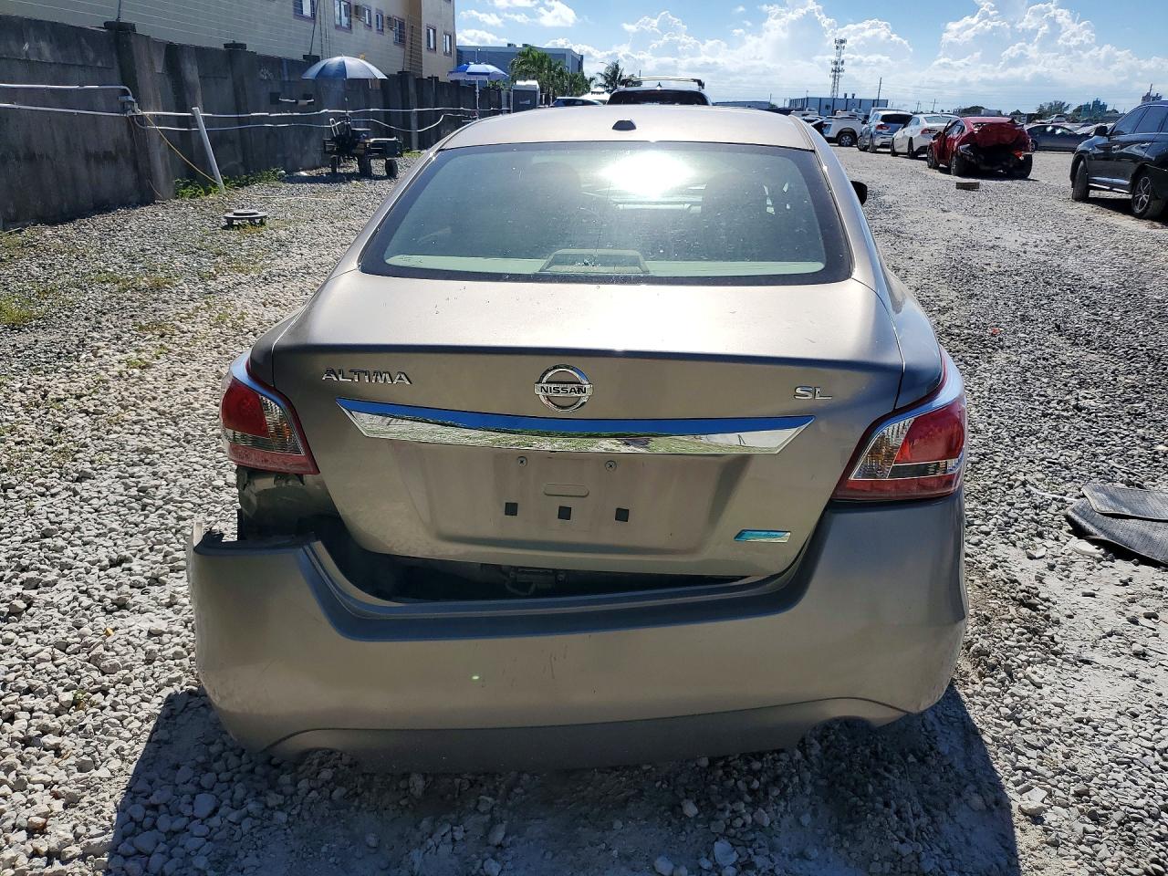 2013 Nissan Altima 2.5 Gold vin: 1N4AL3APXDC204968