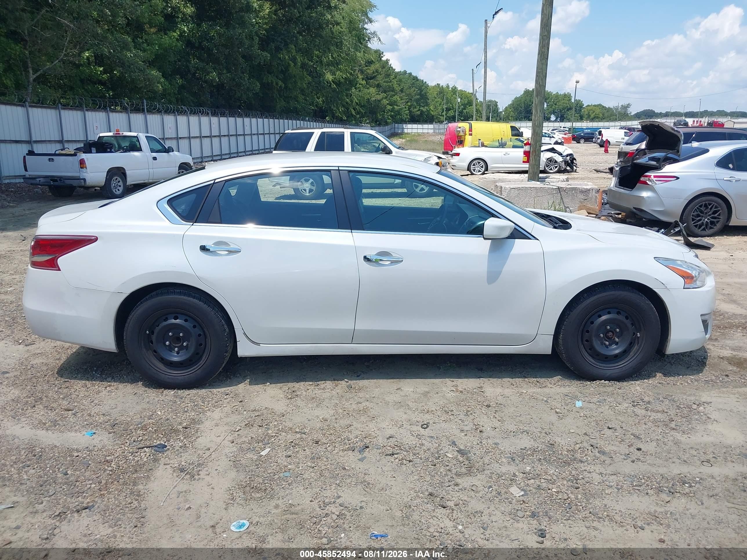 2013 Nissan Altima 2.5 S Белый vin: 1N4AL3APXDC235587