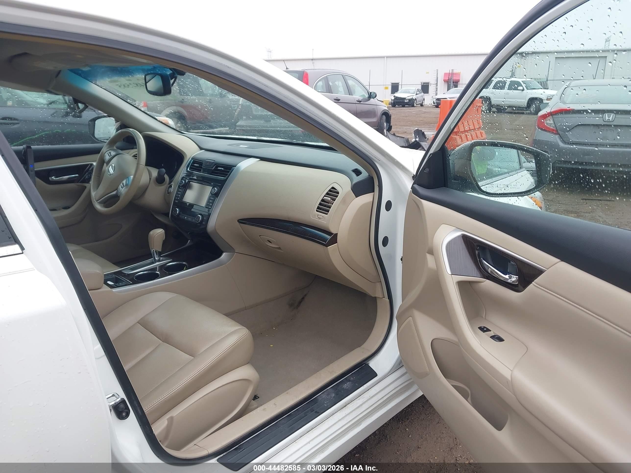 2013 Nissan Altima 2.5 Sl White vin: 1N4AL3APXDC245231