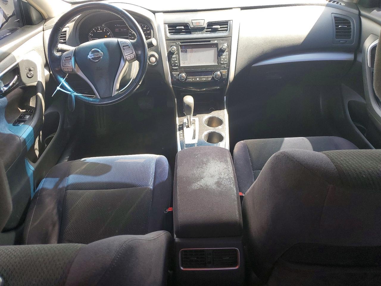 2013 Nissan Altima 2.5/s/sv/sl White vin: 1N4AL3APXDC245312