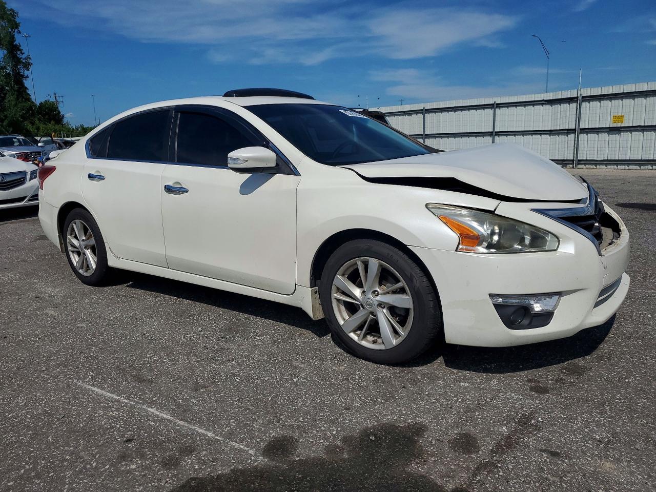 2013 Nissan Altima 2.5/s/sv/sl White vin: 1N4AL3APXDC245312