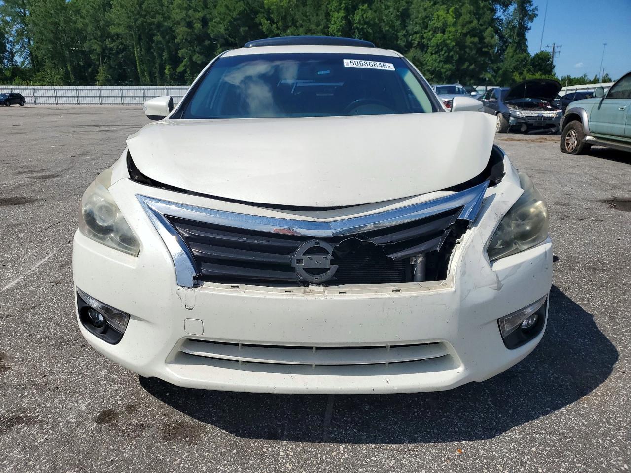 2013 Nissan Altima 2.5/s/sv/sl White vin: 1N4AL3APXDC245312