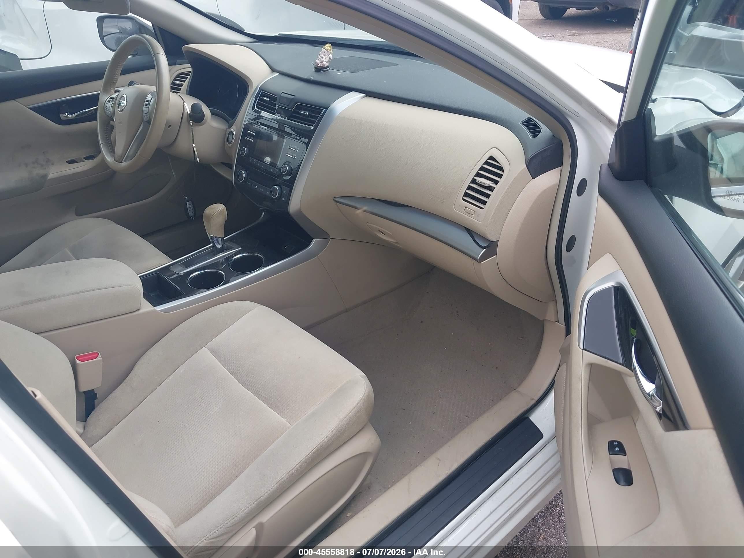 2013 Nissan Altima 2.5 Sv White vin: 1N4AL3APXDC281081