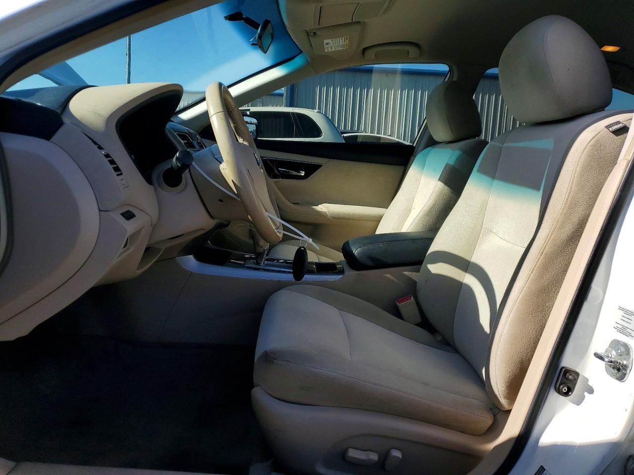 2013 Nissan Altima 2.5 White vin: 1N4AL3APXDC283624