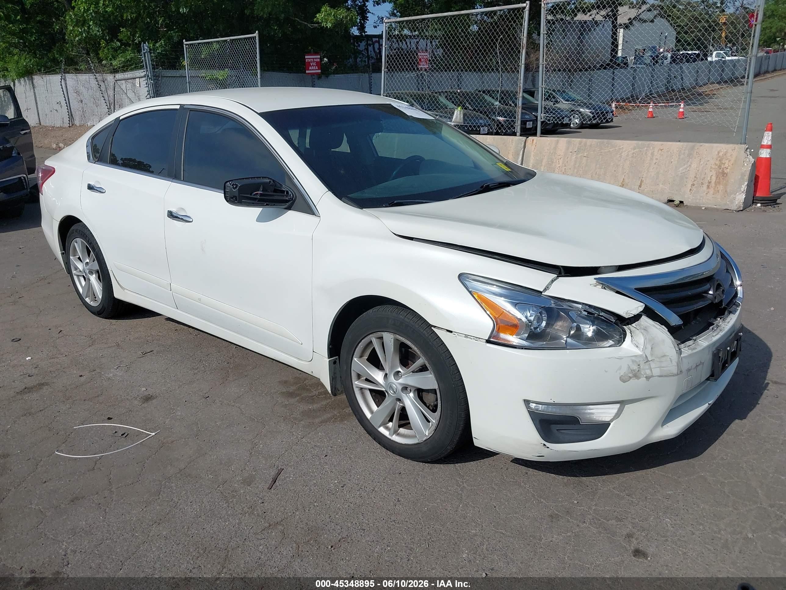 2013 Nissan Altima 2.5 Sv White vin: 1N4AL3APXDC296521