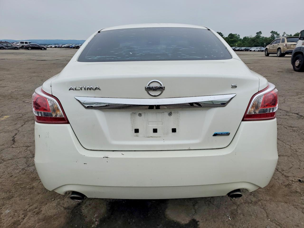 2013 Nissan Altima 2.5/s/sv/sl White vin: 1N4AL3APXDC922701