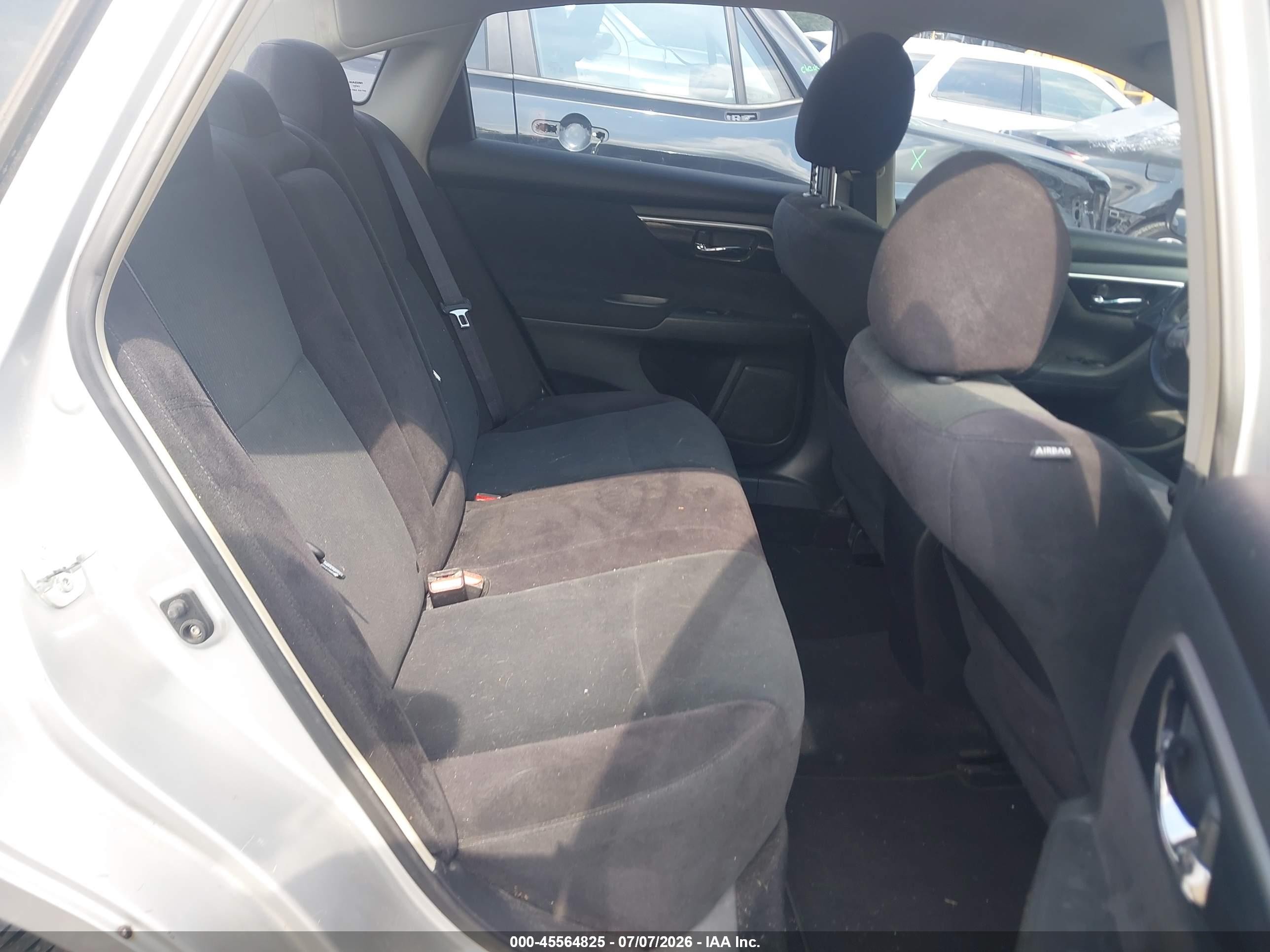 2013 Nissan Altima 2.5 Sv Silver vin: 1N4AL3APXDN402695