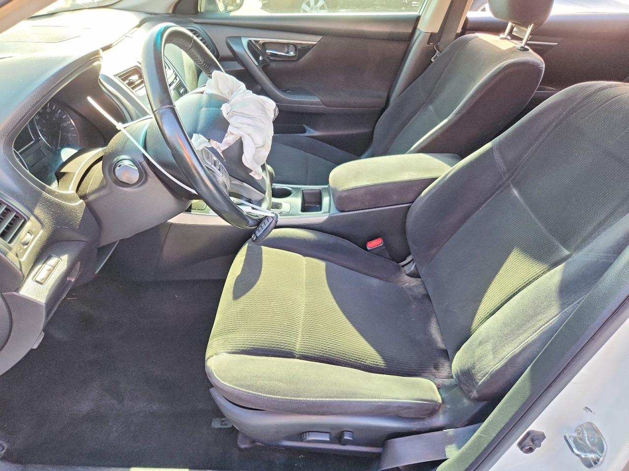 2013 Nissan Altima 2.5 White vin: 1N4AL3APXDN405693