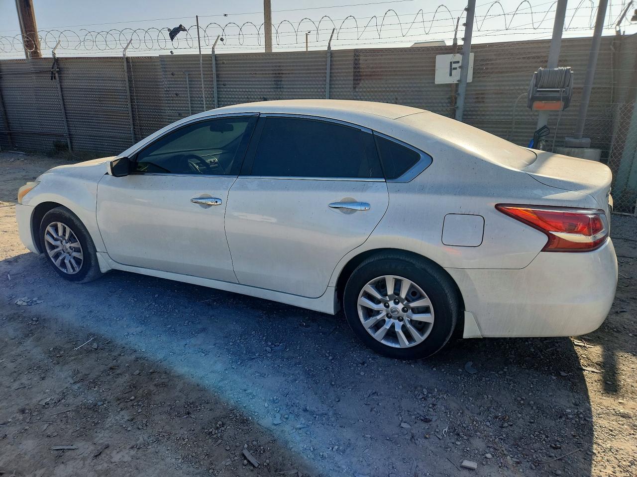2013 Nissan Altima 2.5 White vin: 1N4AL3APXDN414166