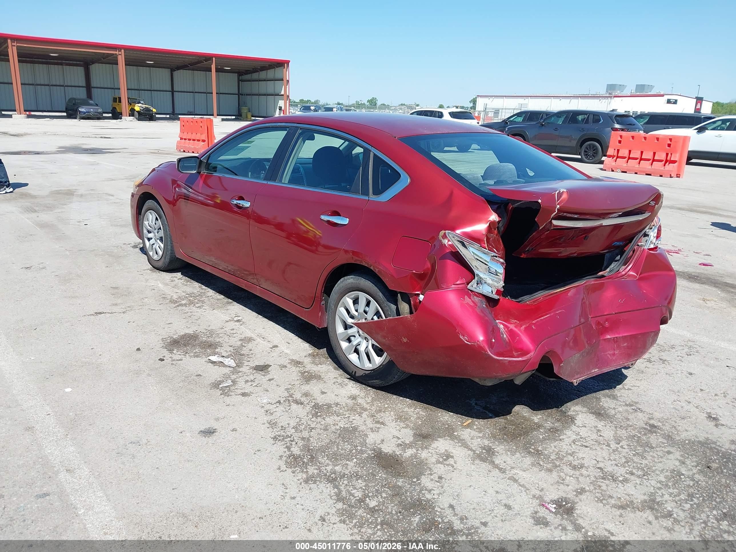 2013 Nissan Altima 2.5 S Red vin: 1N4AL3APXDN420100
