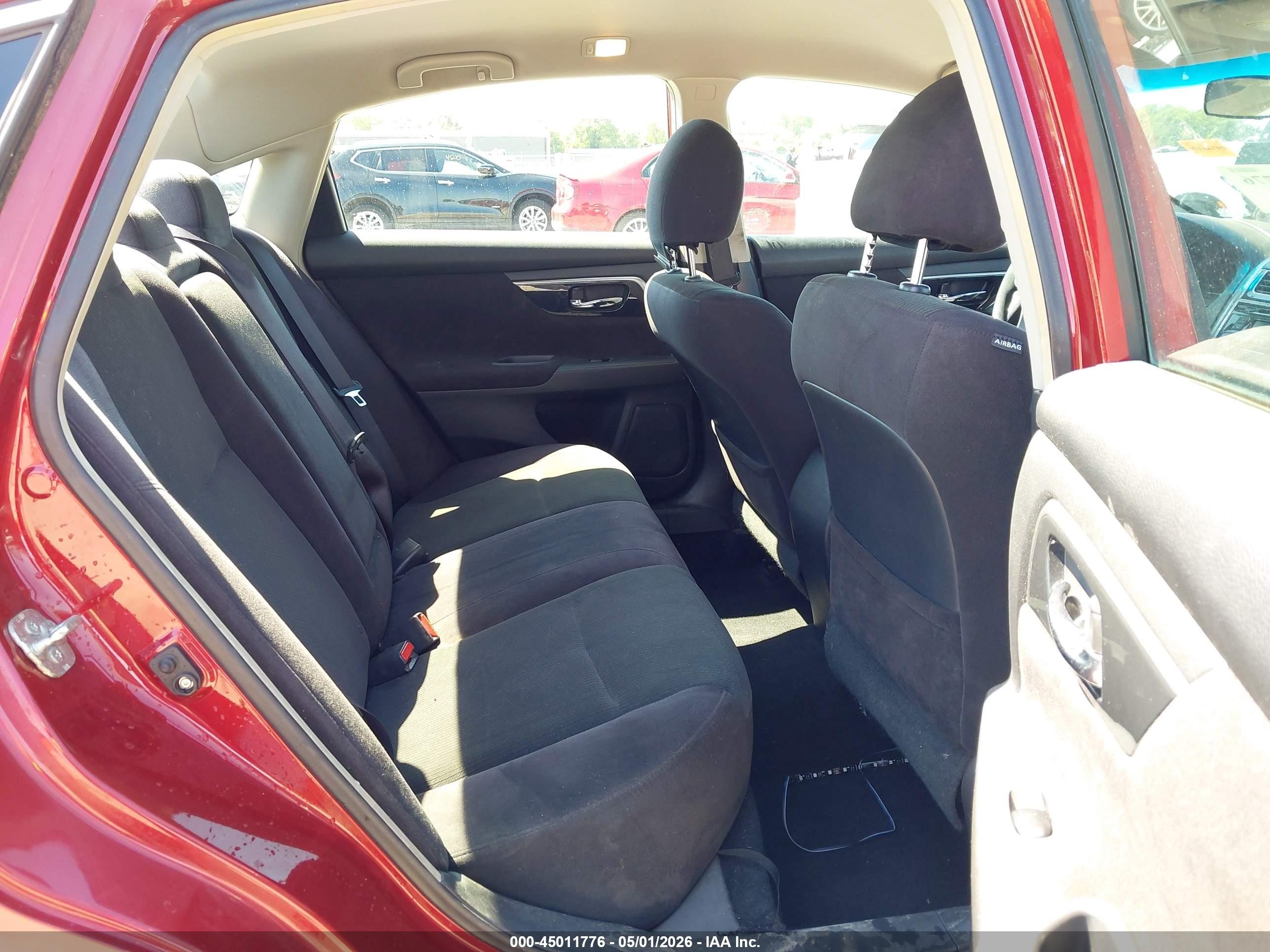 2013 Nissan Altima 2.5 S Red vin: 1N4AL3APXDN420100