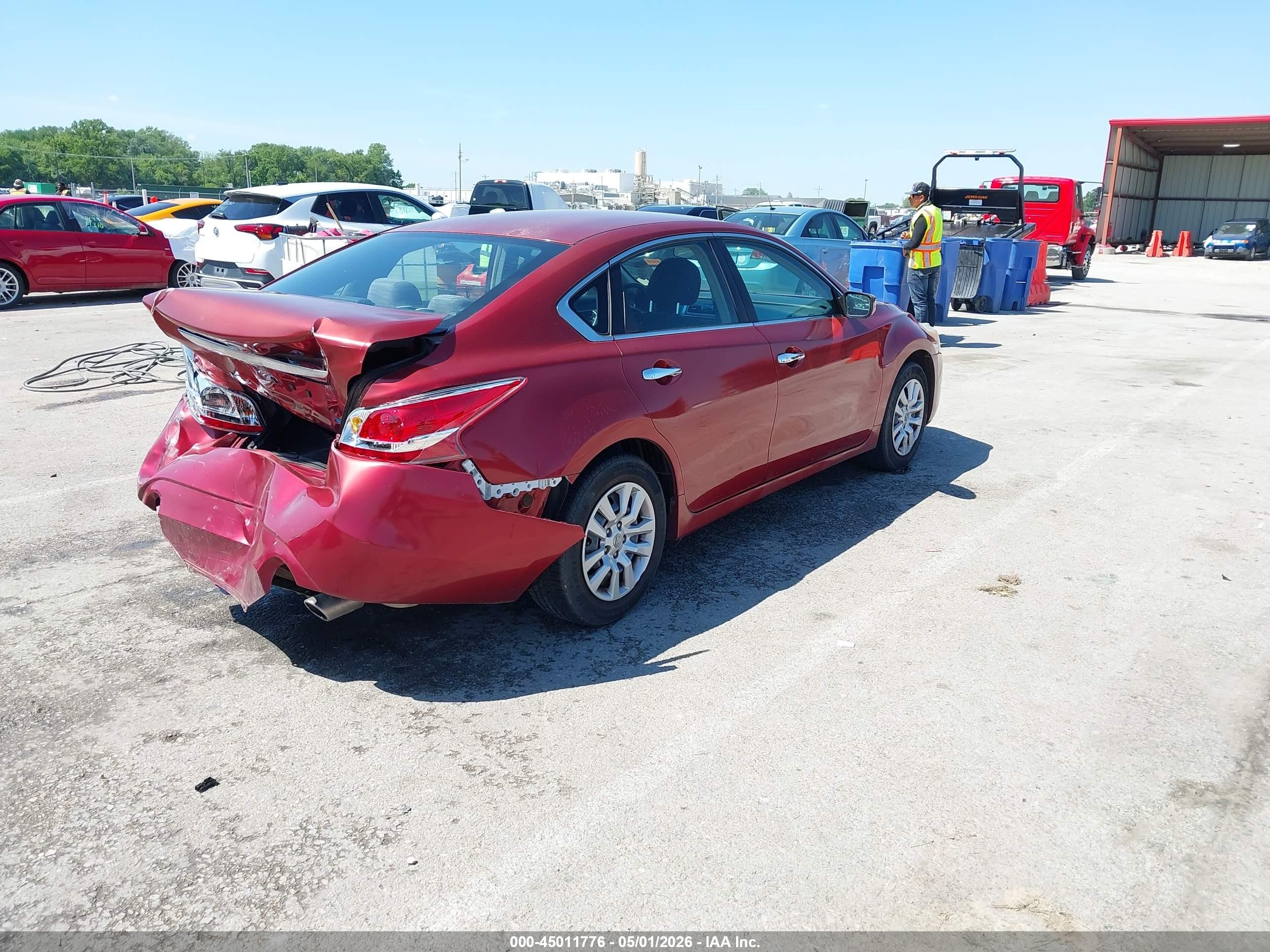 2013 Nissan Altima 2.5 S Red vin: 1N4AL3APXDN420100