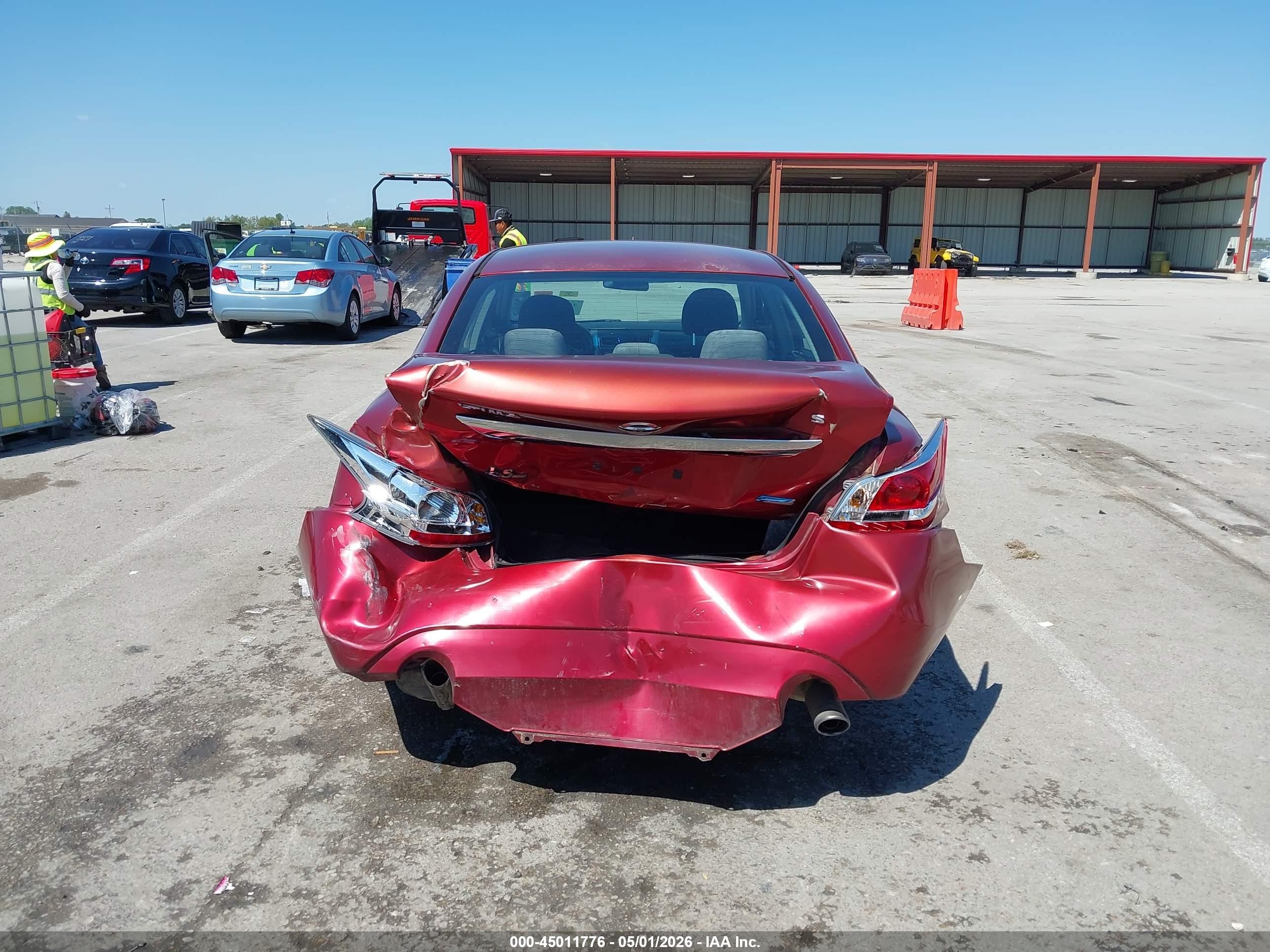 2013 Nissan Altima 2.5 S Red vin: 1N4AL3APXDN420100