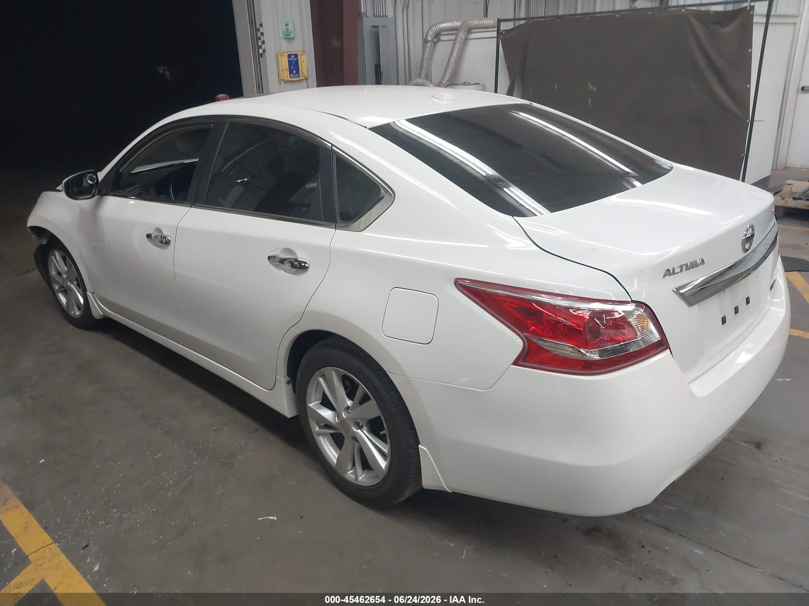 2013 Nissan Altima 2.5 Sv White vin: 1N4AL3APXDN420663