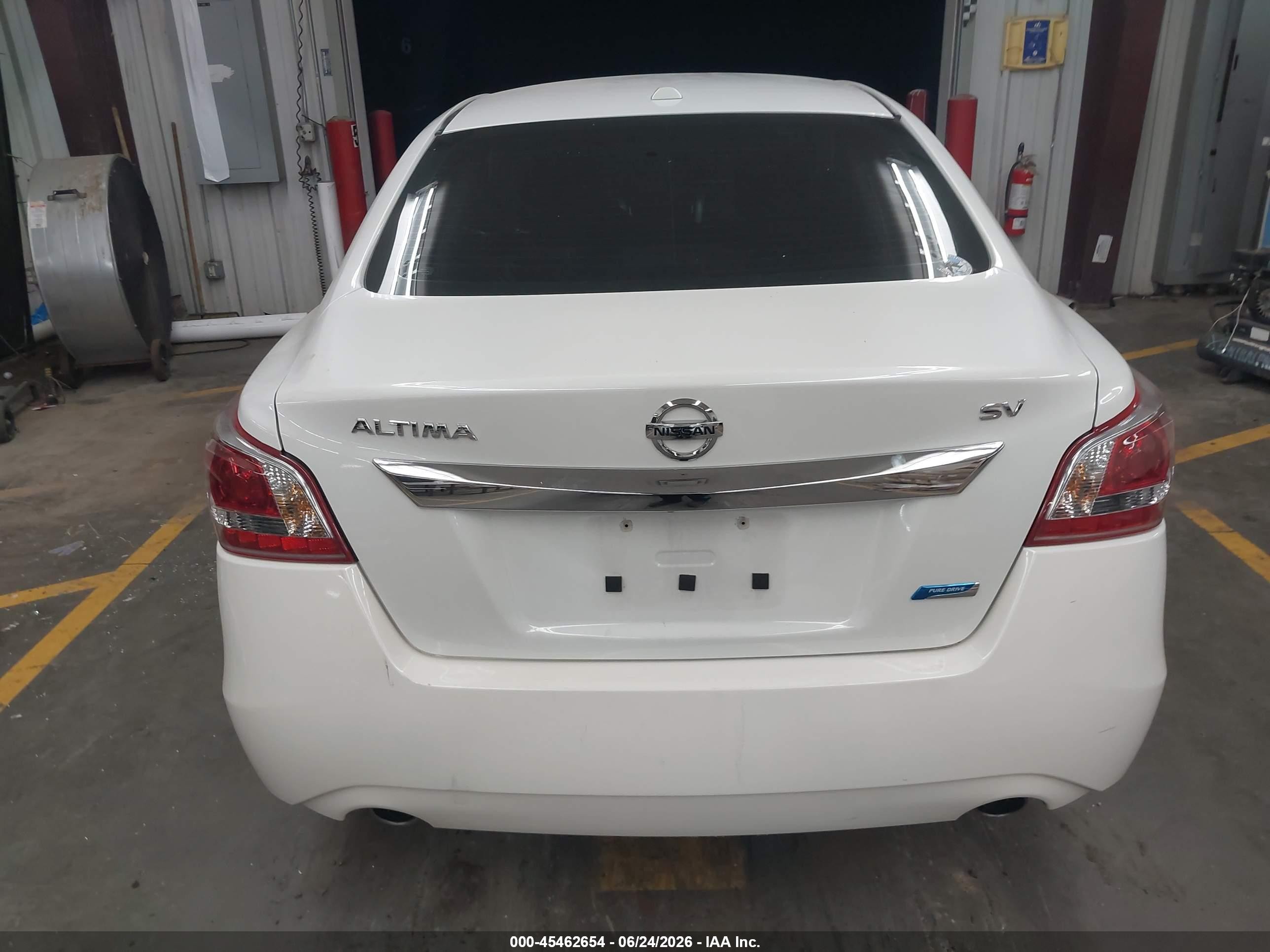 2013 Nissan Altima 2.5 Sv White vin: 1N4AL3APXDN420663