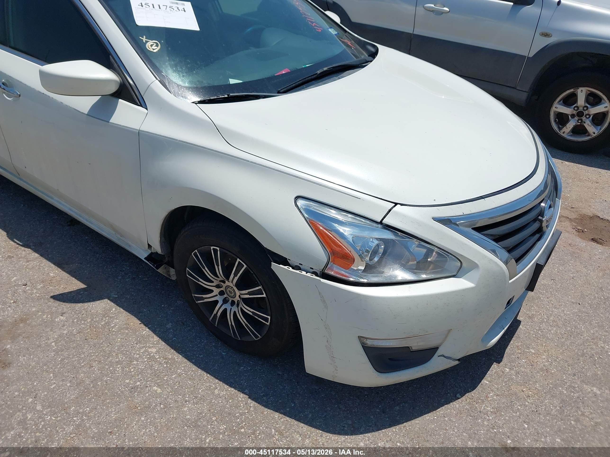 2013 Nissan Altima 2.5 S White vin: 1N4AL3APXDN439357
