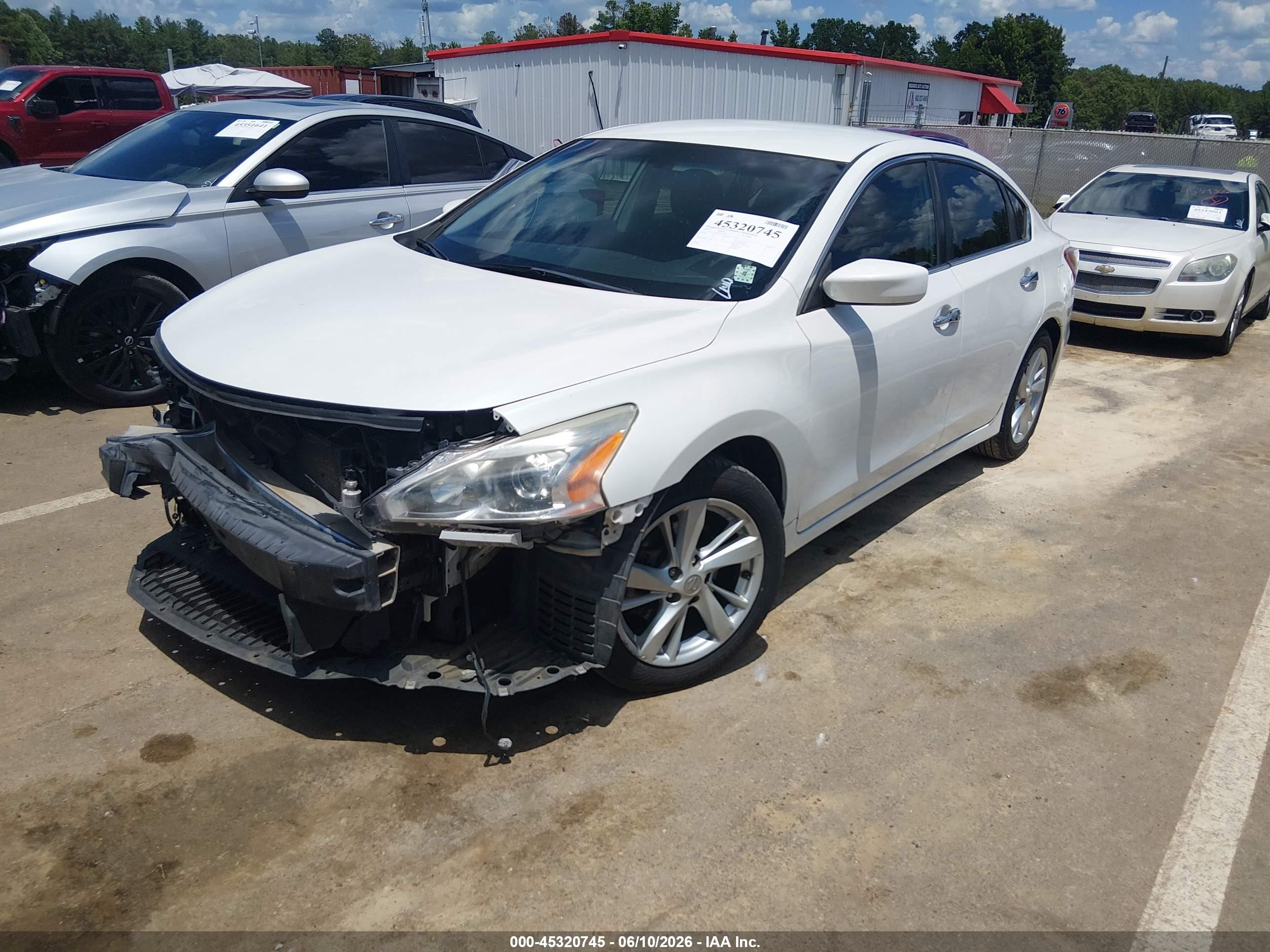2013 Nissan Altima 2.5 Sv White vin: 1N4AL3APXDN457230