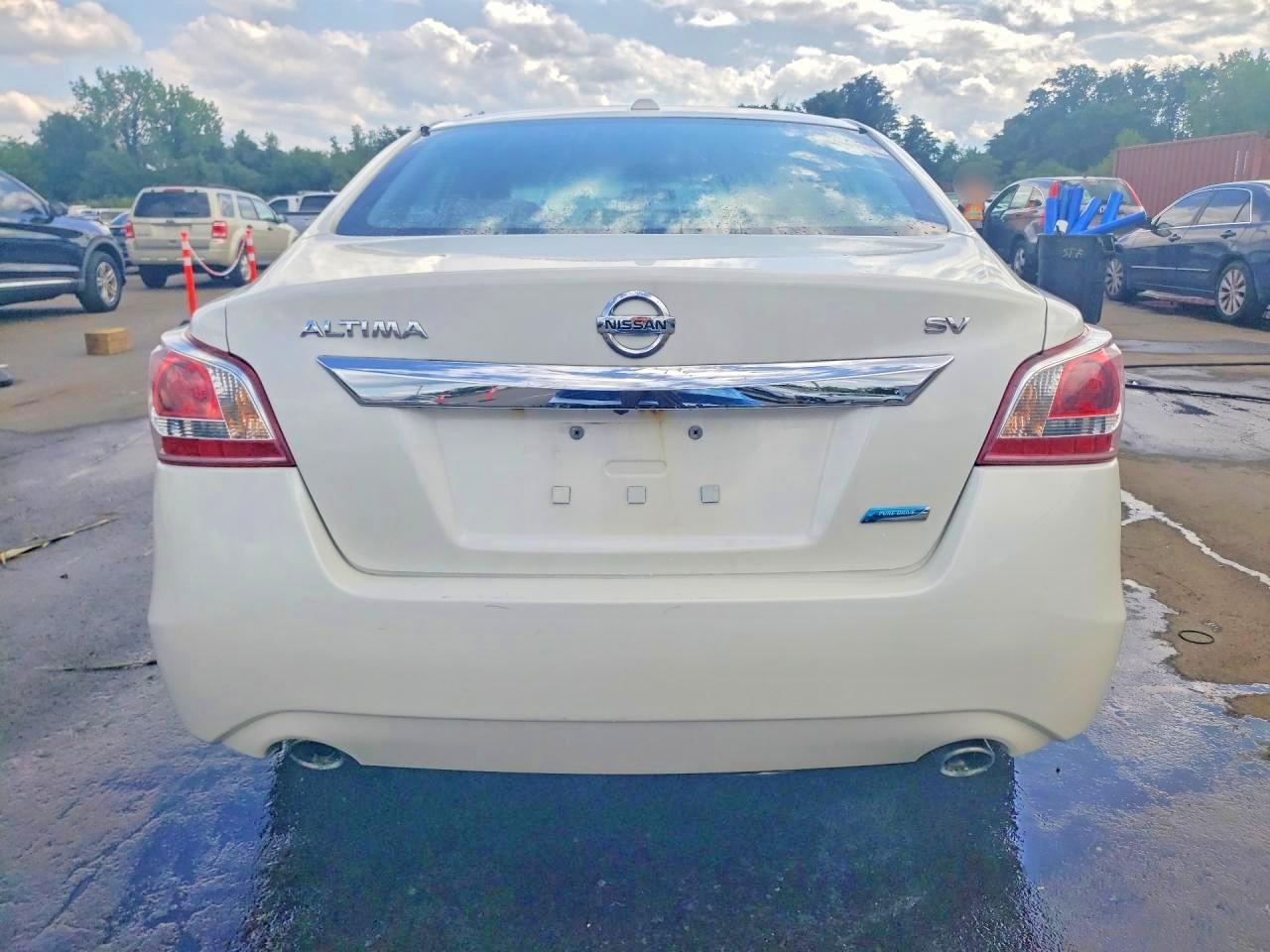 2013 Nissan Altima 2.5 White vin: 1N4AL3APXDN468213