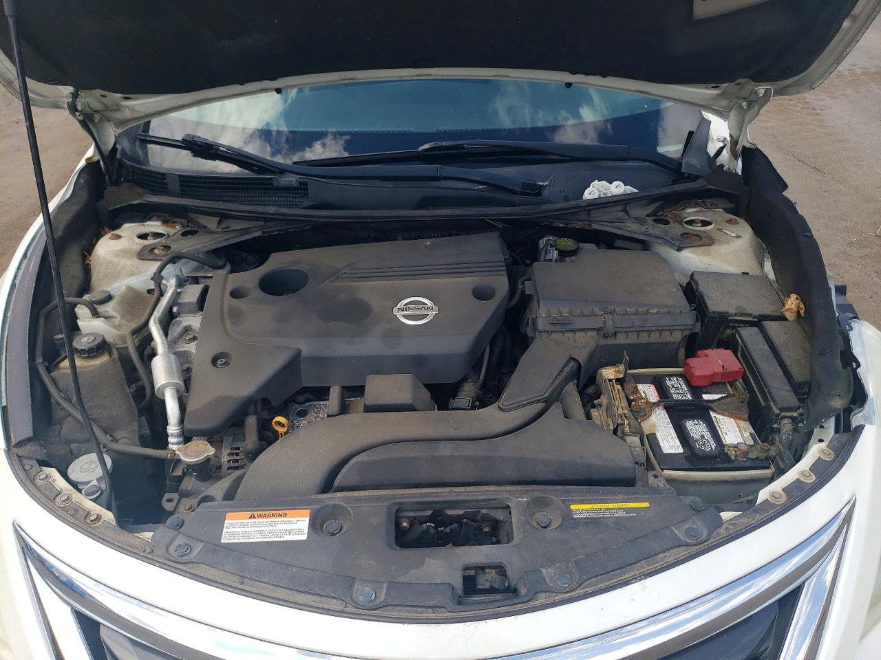 2013 Nissan Altima 2.5 White vin: 1N4AL3APXDN468213