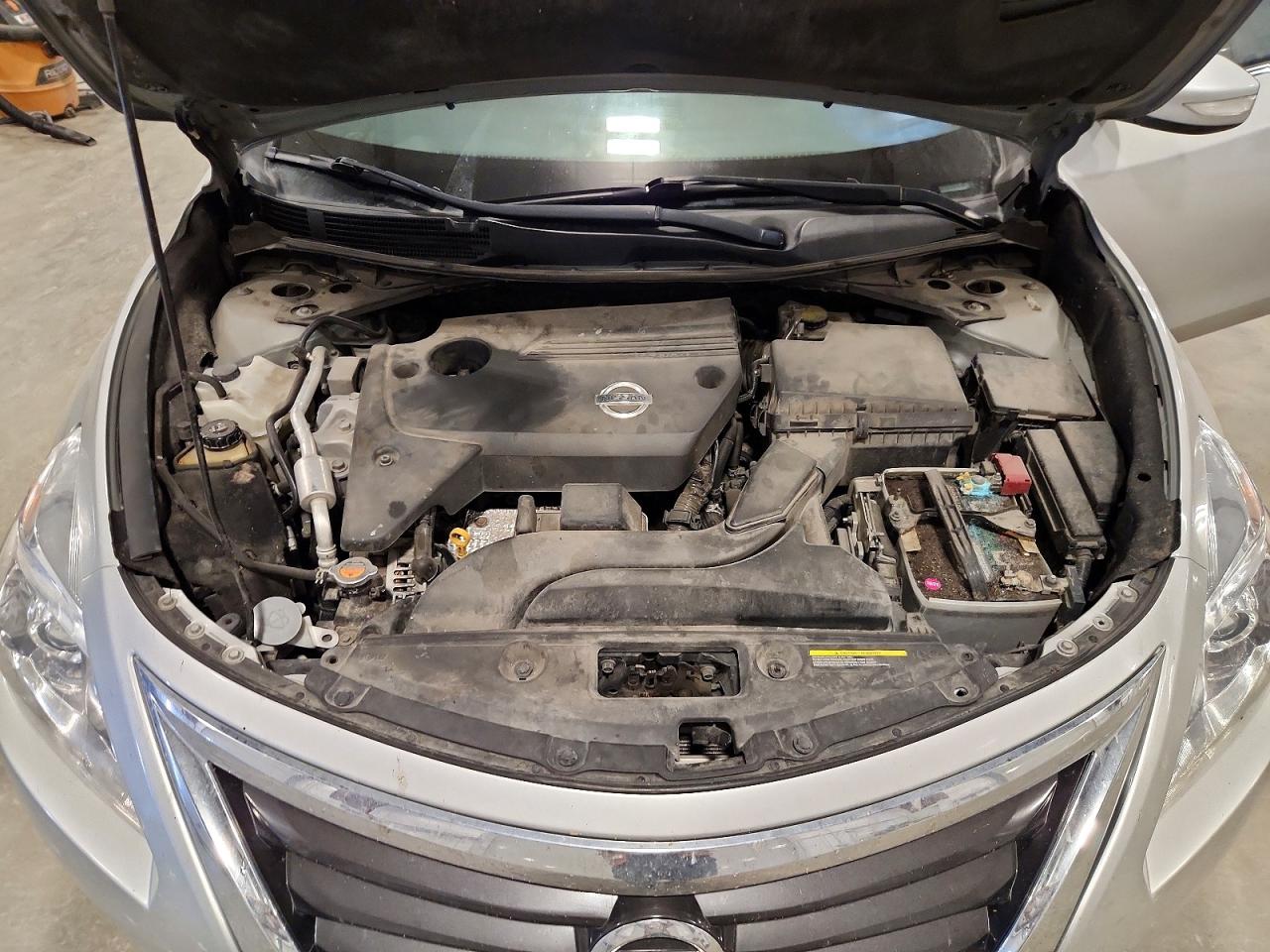 2013 Nissan Altima 2.5 Silver vin: 1N4AL3APXDN483049