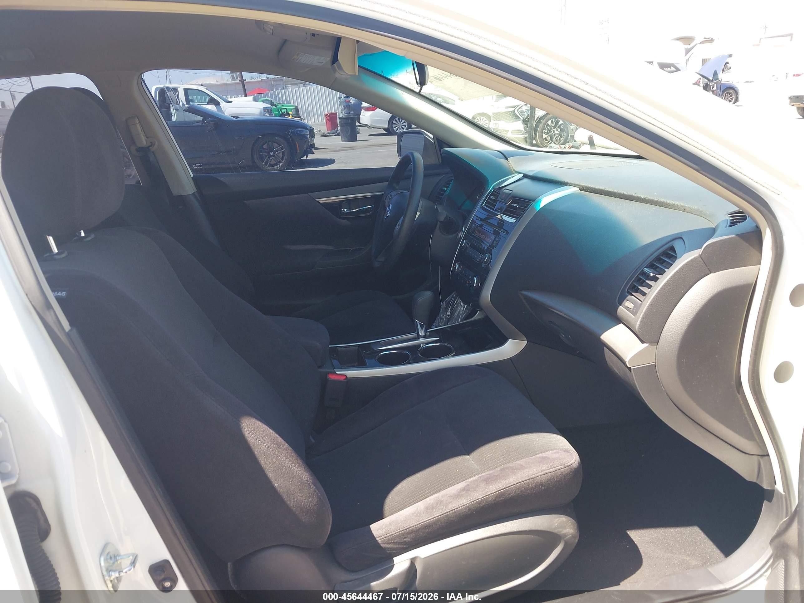 2013 Nissan Altima 2.5 S White vin: 1N4AL3APXDN488056