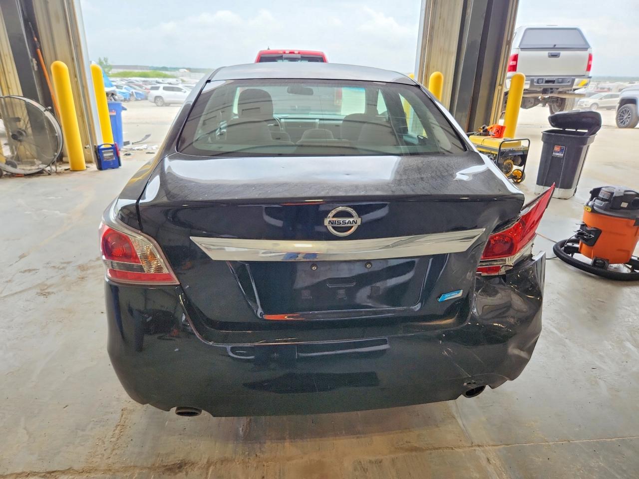 2013 Nissan Altima 2.5 Black vin: 1N4AL3APXDN528801