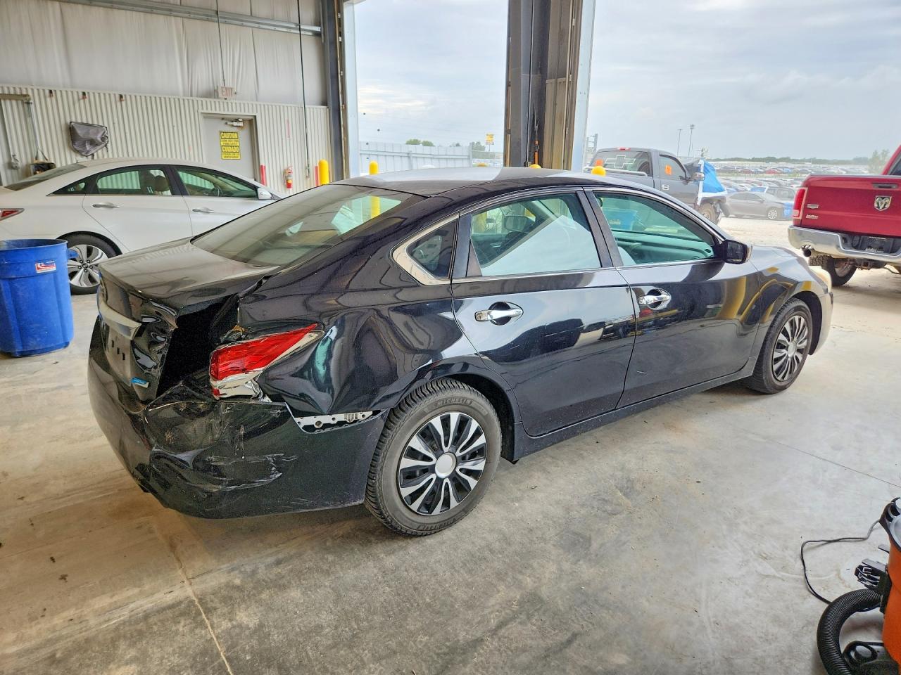 2013 Nissan Altima 2.5 Black vin: 1N4AL3APXDN528801