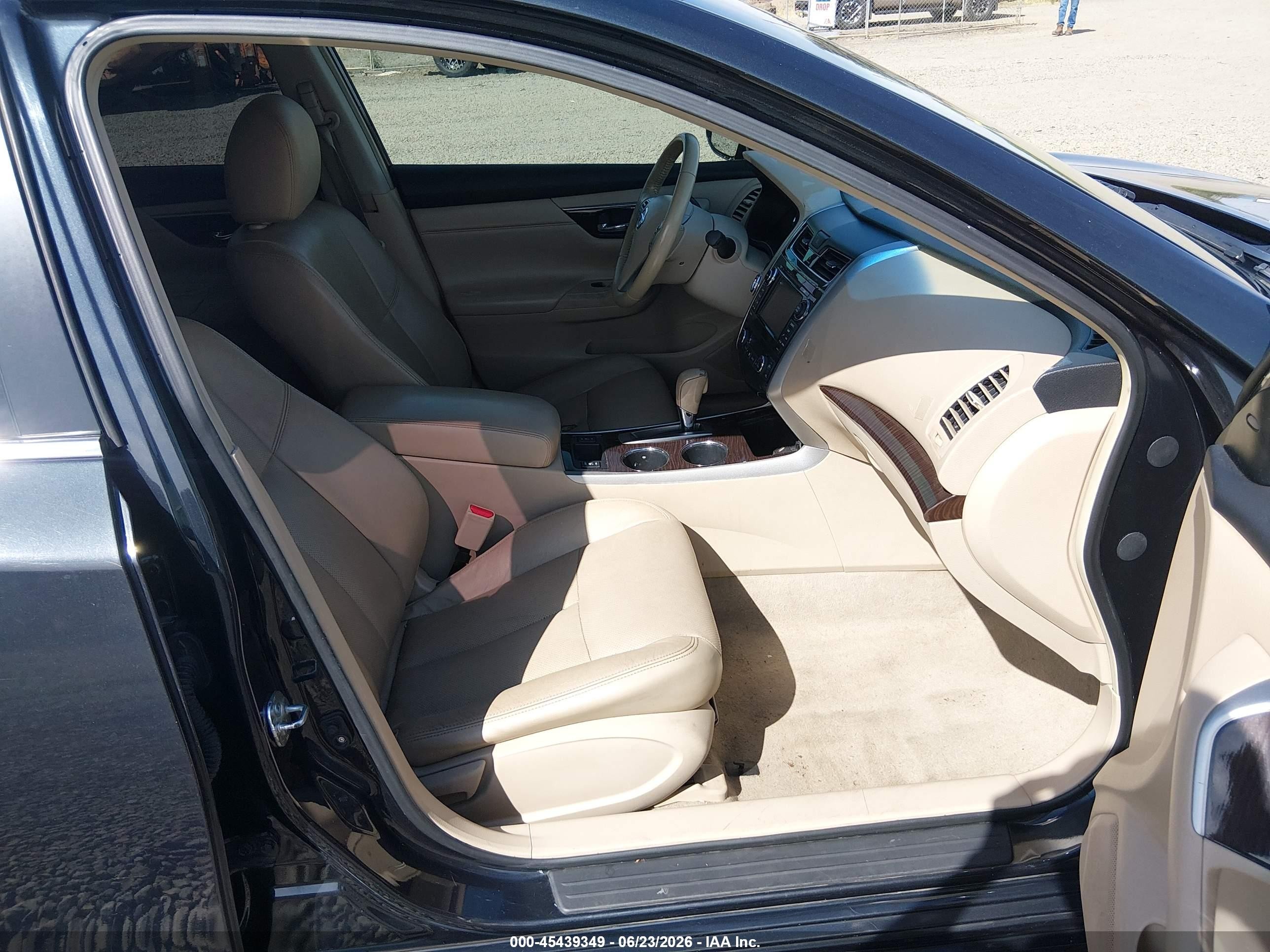 2013 Nissan Altima 2.5 Sl Черный vin: 1N4AL3APXDN569221