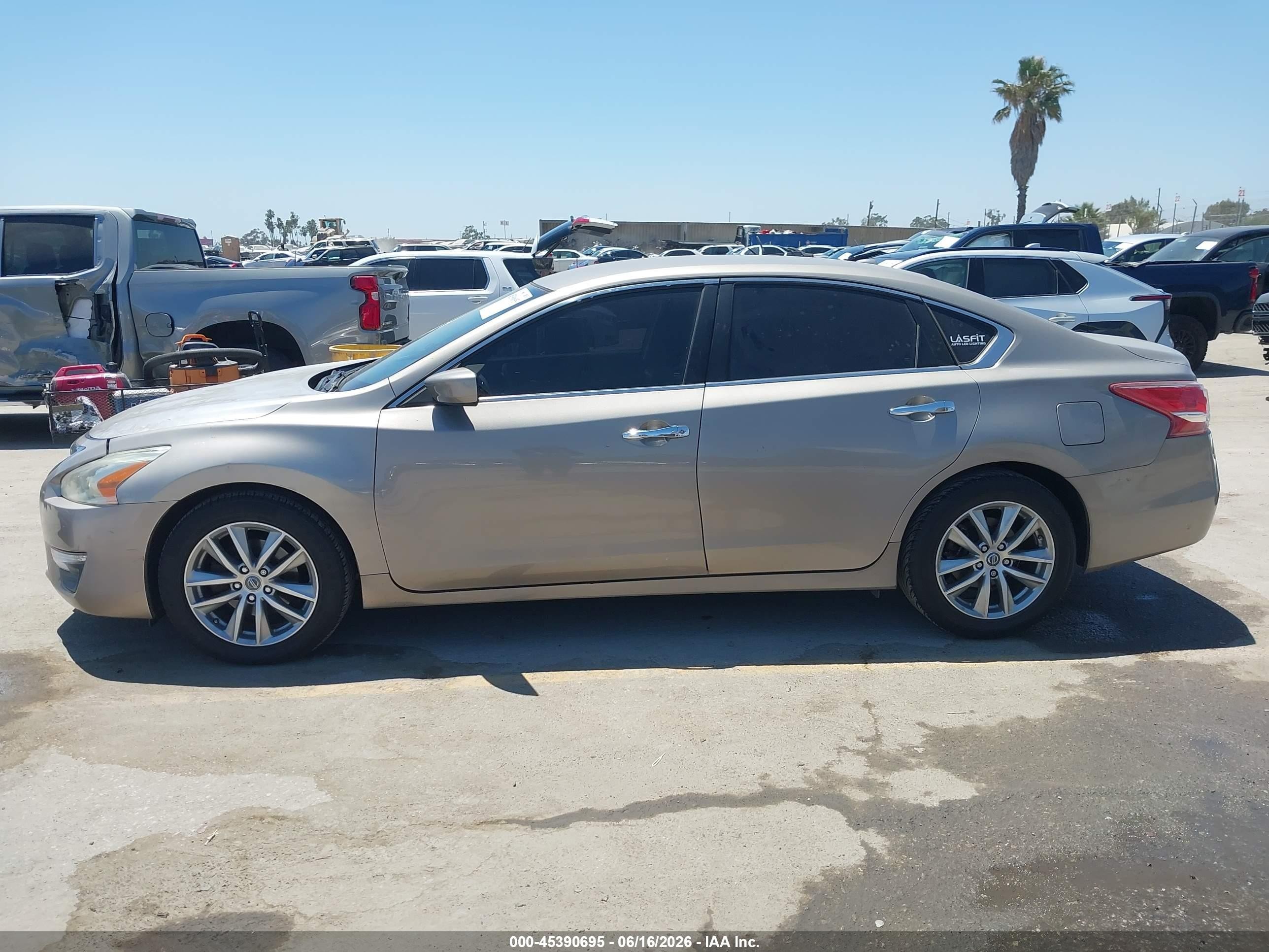 2013 Nissan Altima 2.5 S Gold vin: 1N4AL3APXDN573074
