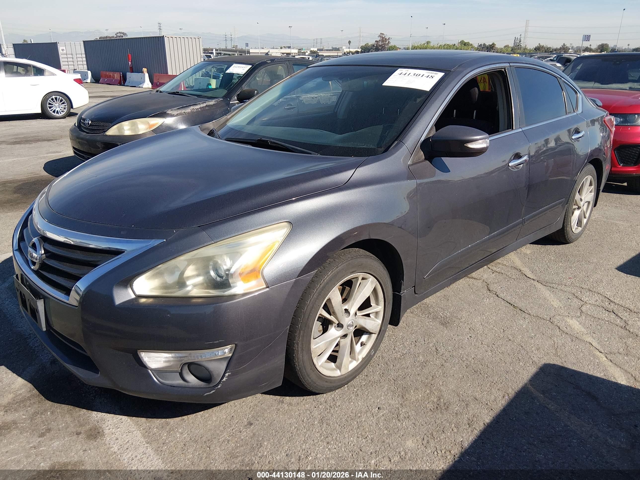 2013 Nissan Altima 2.5 Sv Серый vin: 1N4AL3APXDN575472
