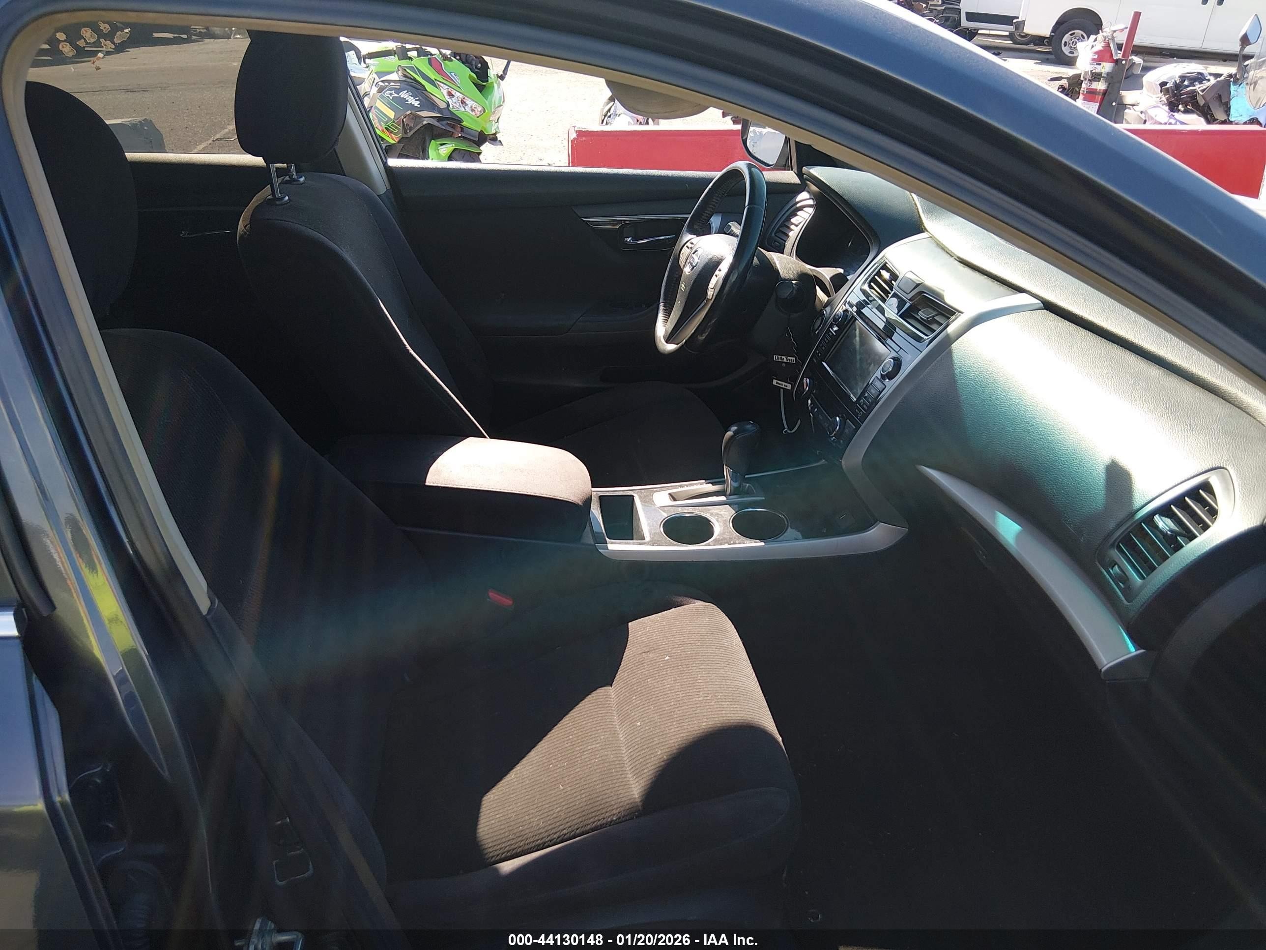 2013 Nissan Altima 2.5 Sv Серый vin: 1N4AL3APXDN575472