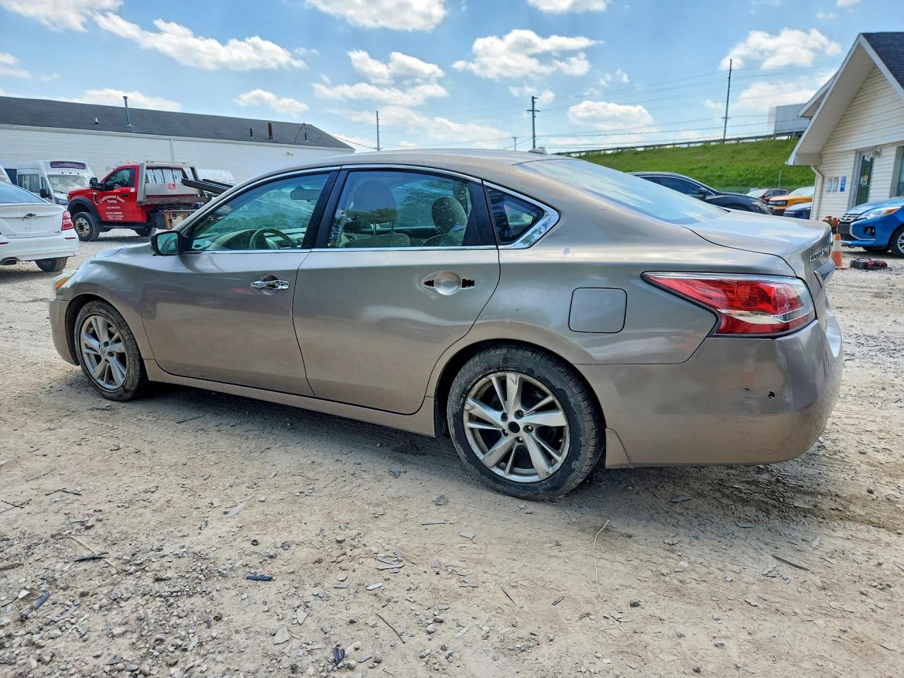 2014 Nissan Altima 2.5 Beige vin: 1N4AL3APXEC106279
