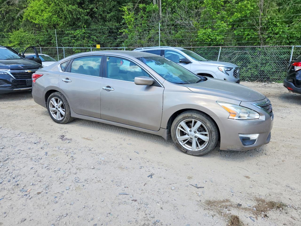2014 Nissan Altima 2.5 Beige vin: 1N4AL3APXEC106279