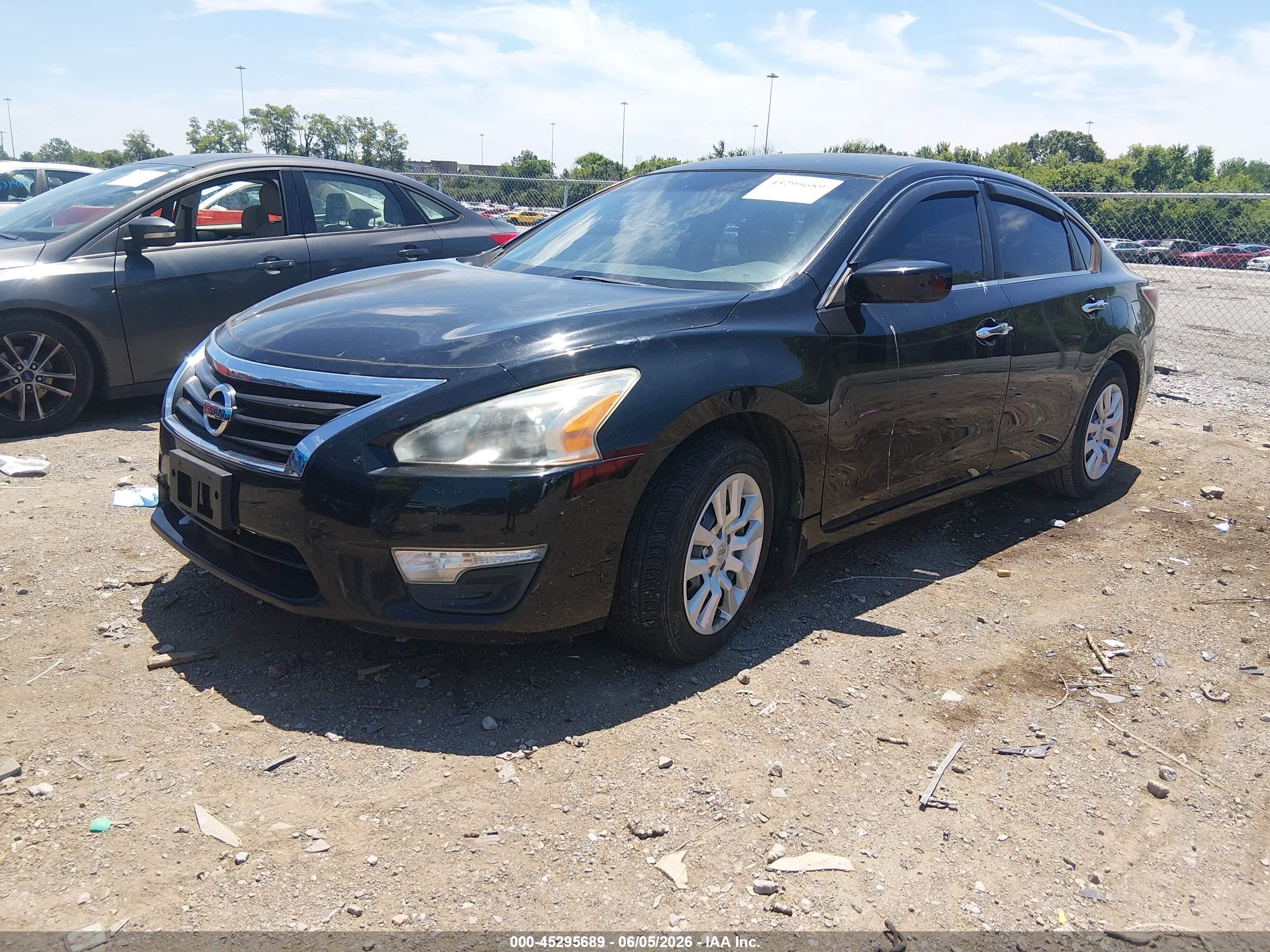 2014 Nissan Altima 2.5 S Black vin: 1N4AL3APXEC117900