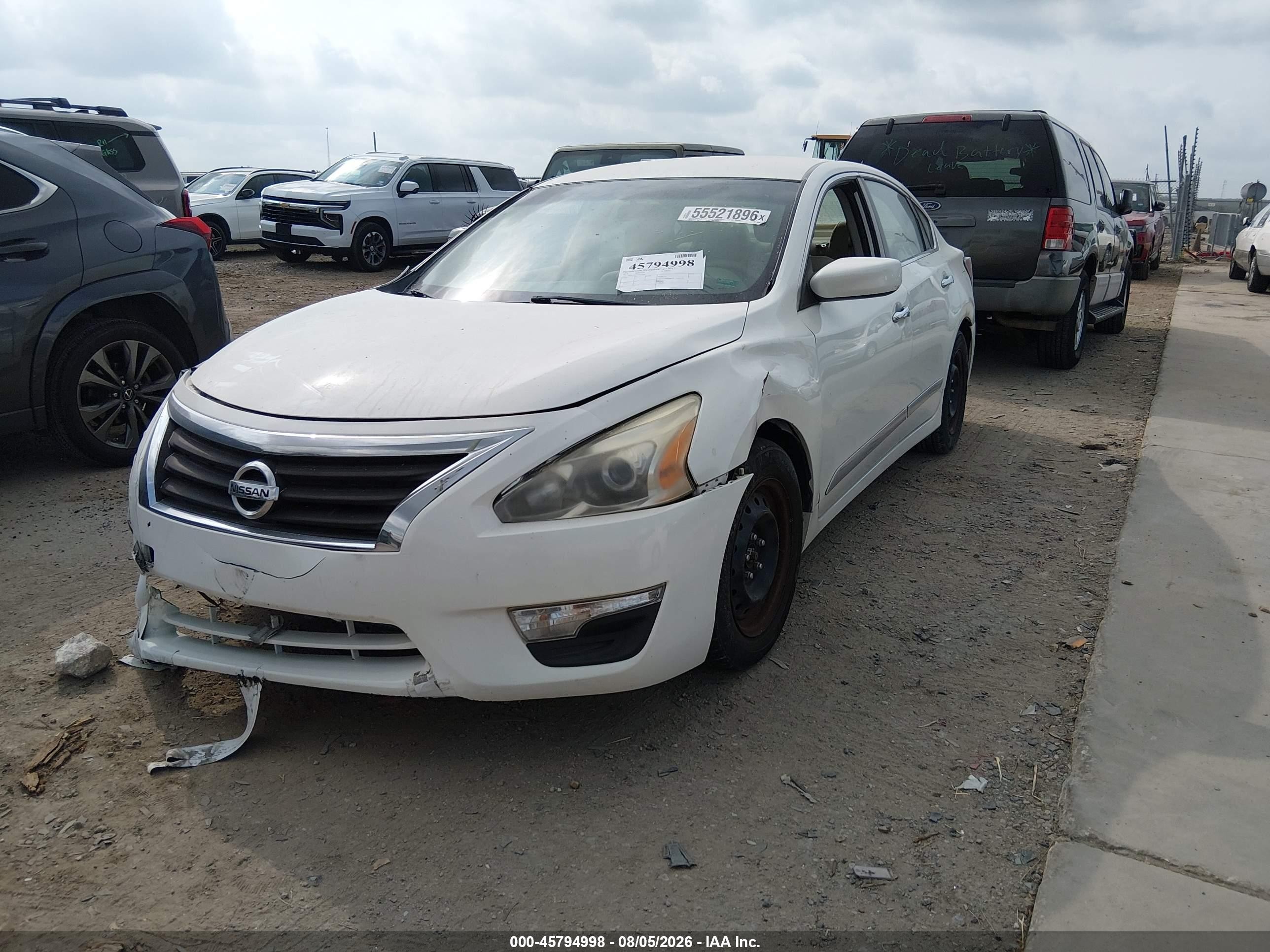 2014 Nissan Altima 2.5 S White vin: 1N4AL3APXEC125687