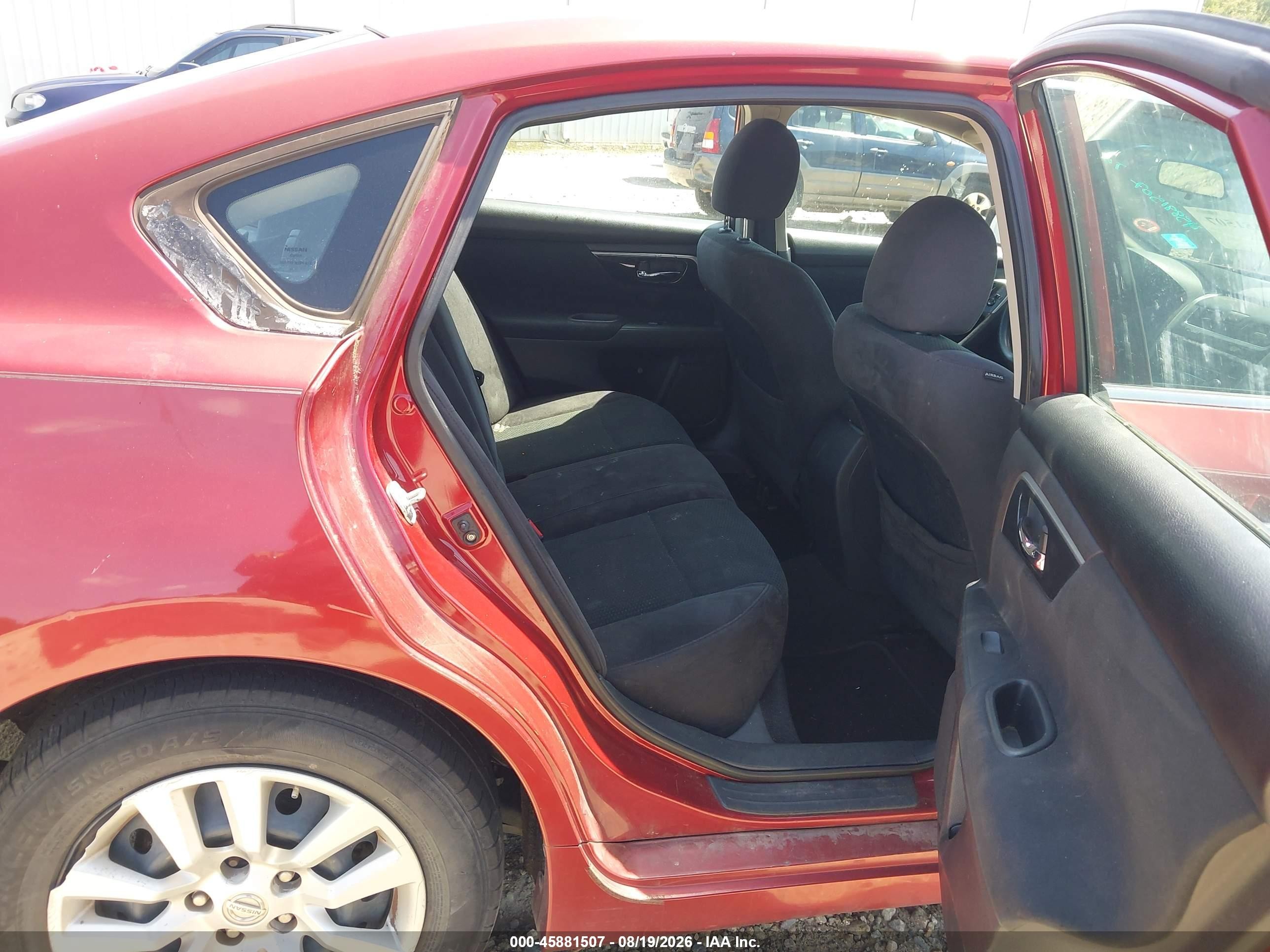 2014 Nissan Altima 2.5 S Red vin: 1N4AL3APXEC133336