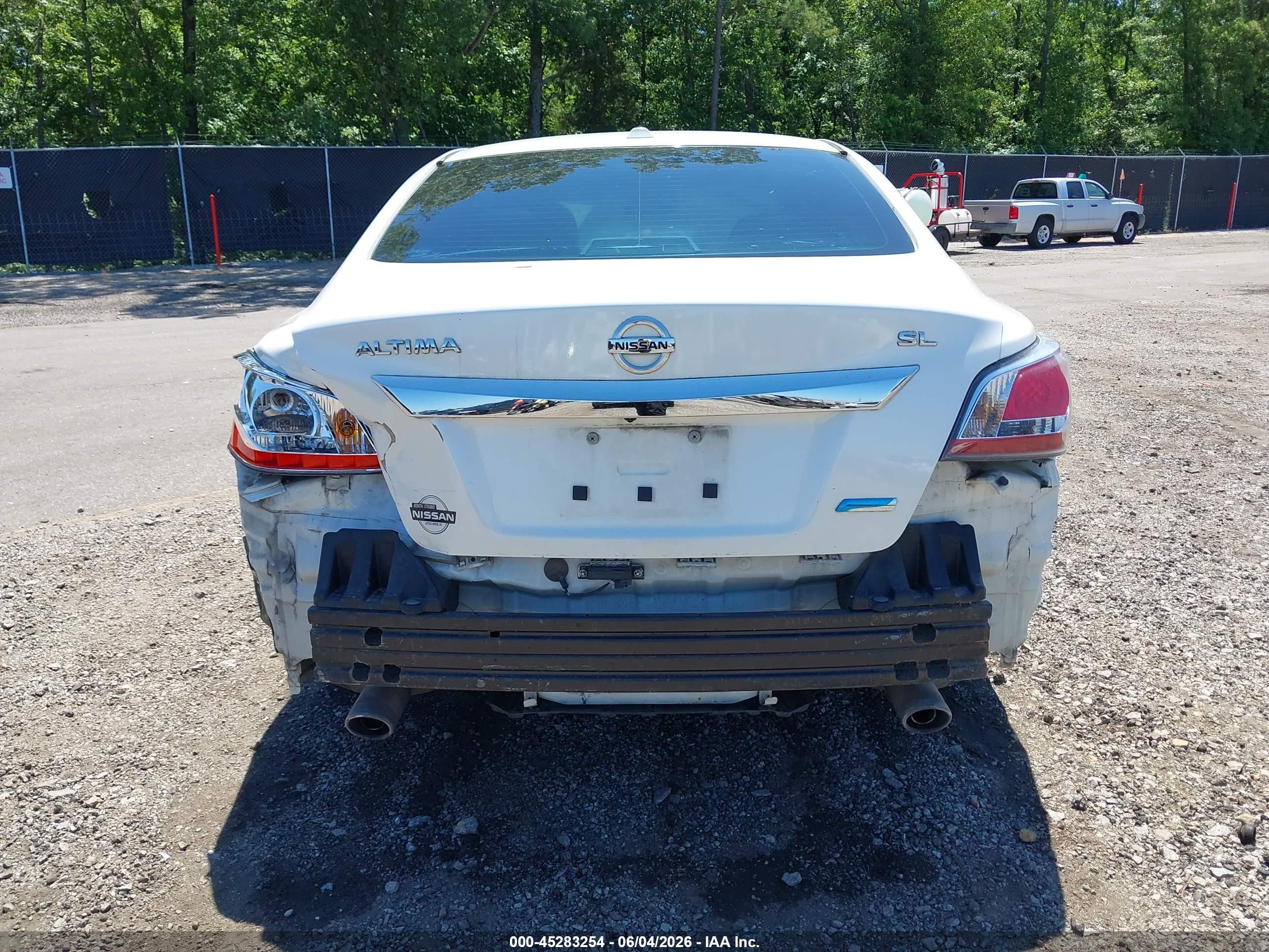 2014 Nissan Altima 2.5 Sl White vin: 1N4AL3APXEC165347